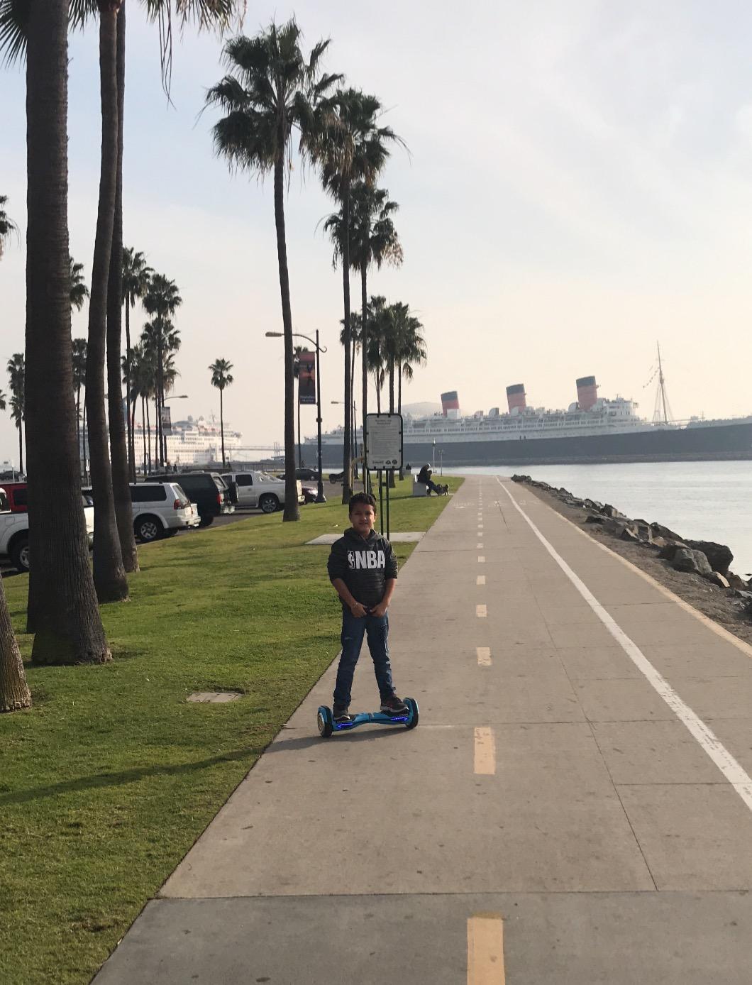 Razor Hovertrax 2.0 Hoverboard, UL2272 Certified Self-Balancing Hoverboard Scooter, for Kids Age 8+ customer photo 2