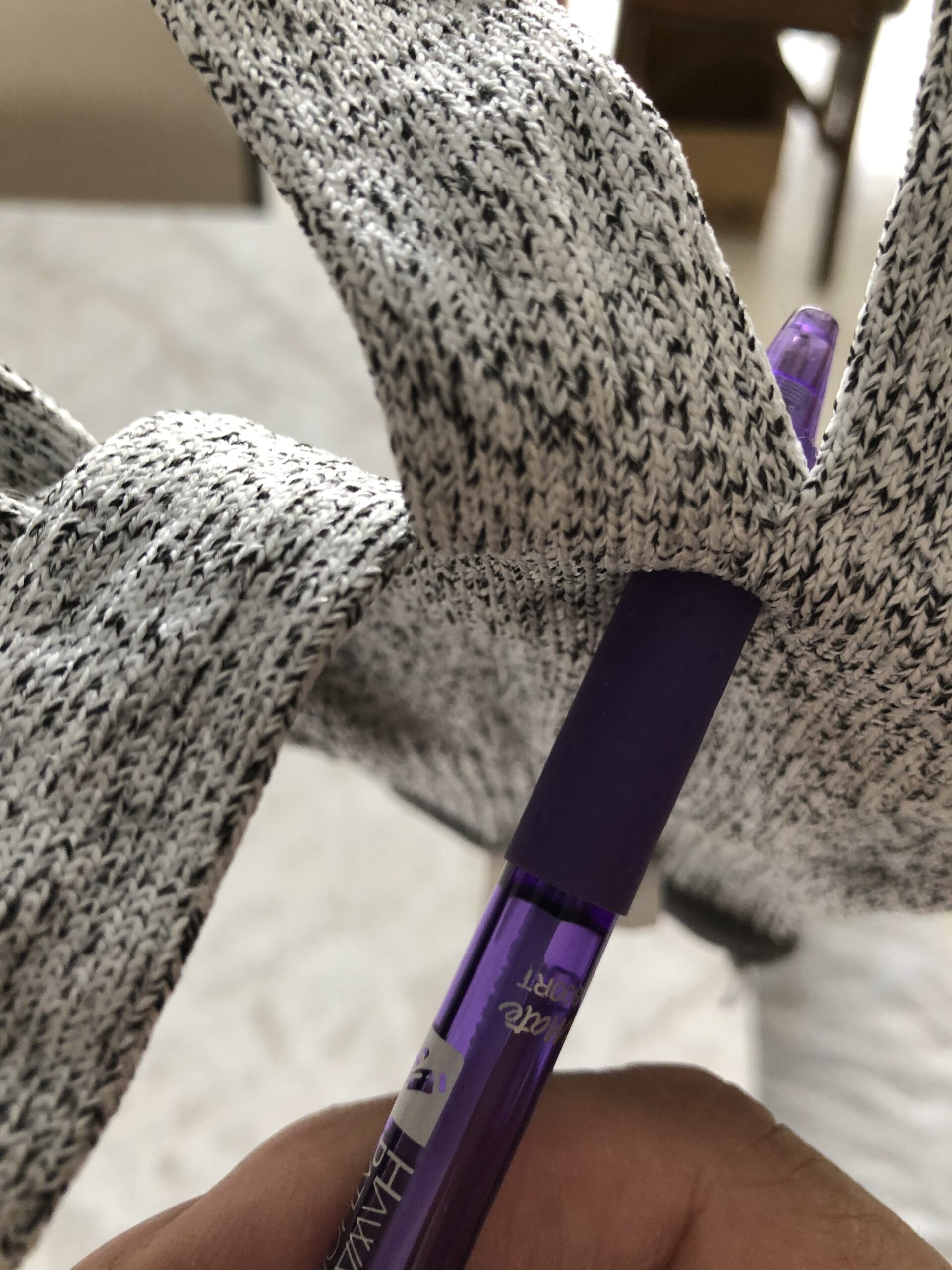 THOMEN 4 PCS (M+L) Cut Resistant Gloves Level 5 Protection for Kitchen, Upgrade Safety Anti Cutting Gloves for Meat Cutting, Wood Carving, Mandolin Slicing and More customer photo 2