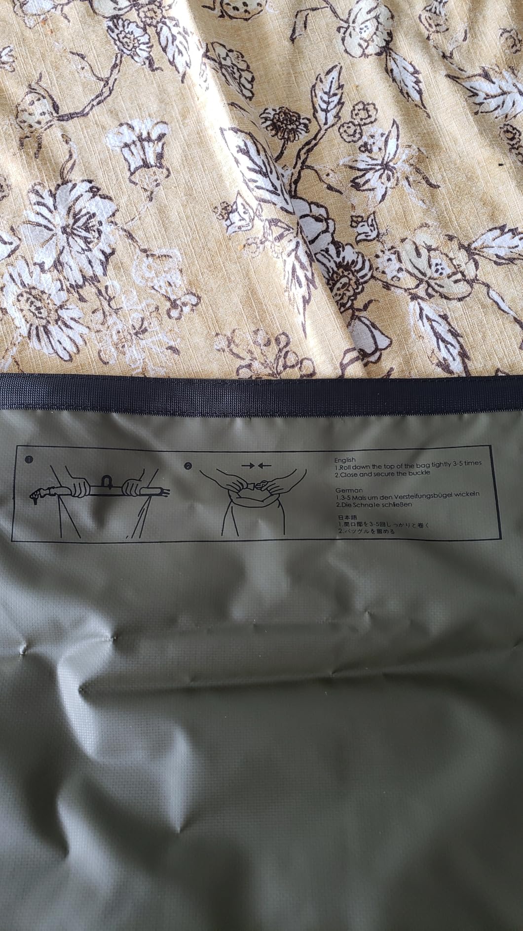 Unigear Dry Bag Waterproof, 2L/5L/10L/20L/30L/40L Floating and Lightweight Bags for Kayaking, Boating, Fishing, Swimming and Camping with Waterproof Phone Case customer photo 2