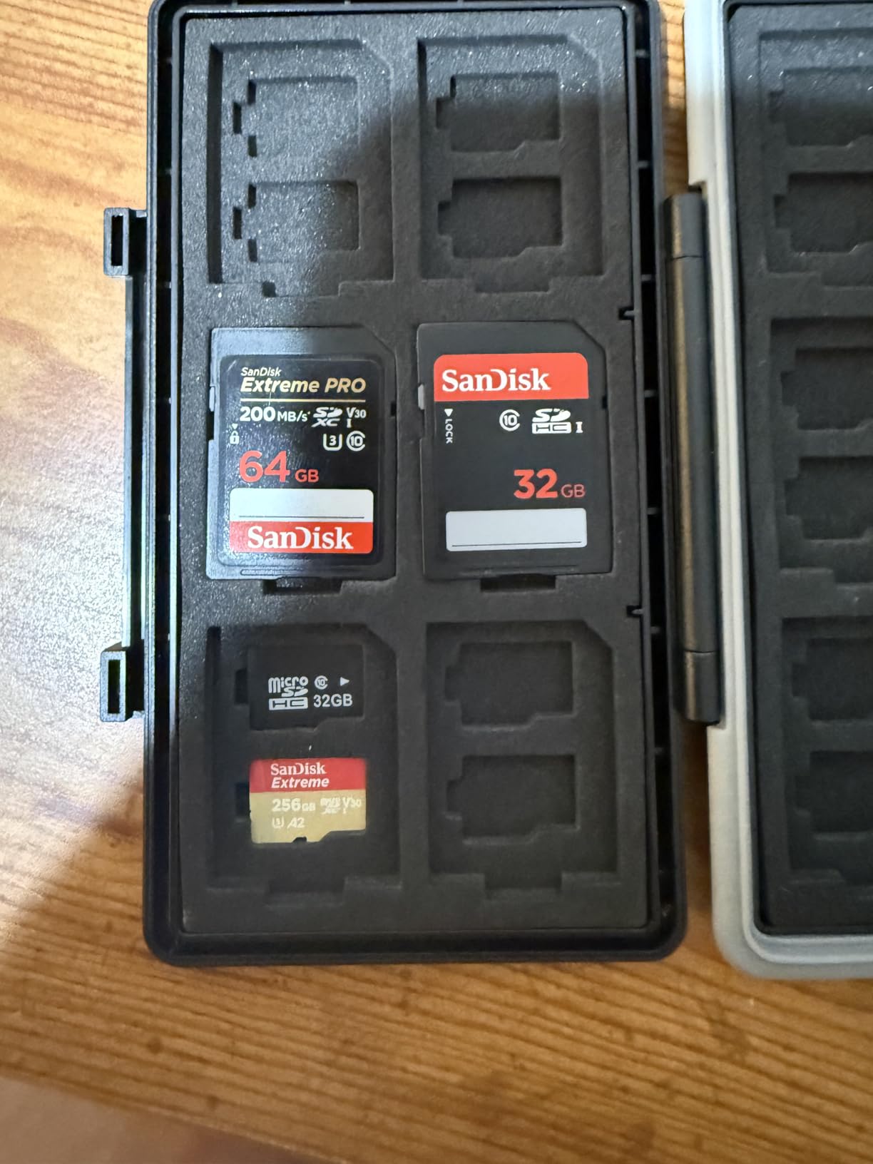 36 Slots Memory Card Case Water-Resistant Anti-Shock Memory Card Wallet for 24 Micro SD SDXC SDHC TF Cards and 12 SD SDXC SDHC Cards customer photo 2