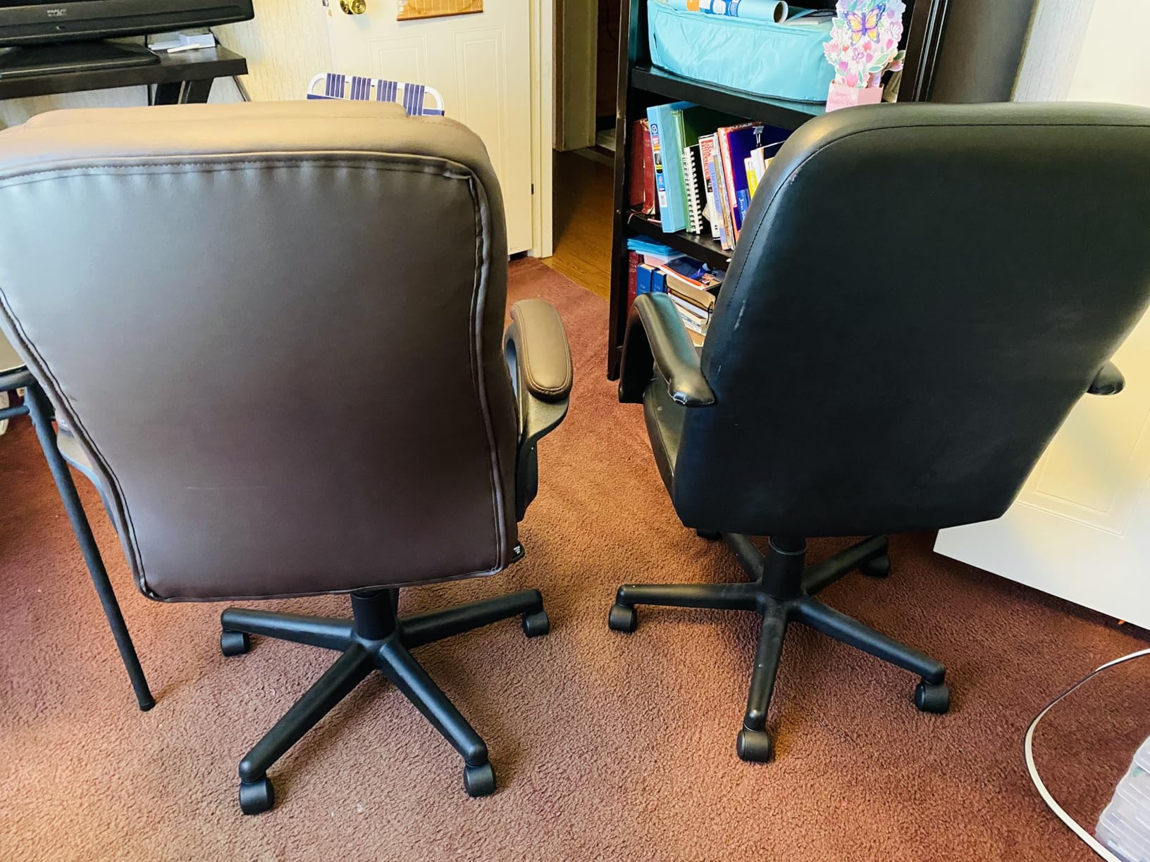 Furmax Office Executive Chair High Back Adjustable Managerial Home Desk Chair, Swivel Computer PU Leather Chair with Lumbar Support (1, Black) customer photo 2