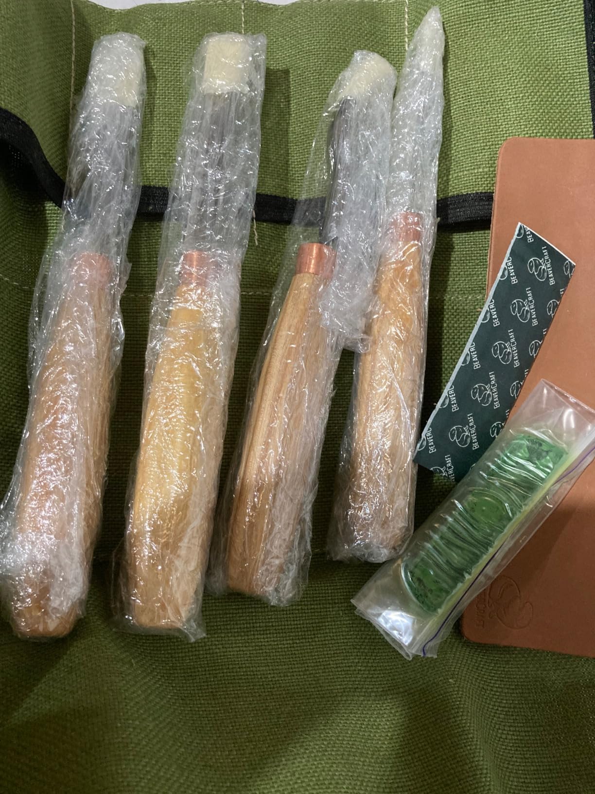 BeaverCraft Wood Carving Gouges Chisels Kit SC01 - Wood Spoon Carving Chisel Set - Whittling Tools Includes Radial Gouges, Flat Chisel, Bent Gouge, Leather Strop & Rolling Pouch customer photo 1