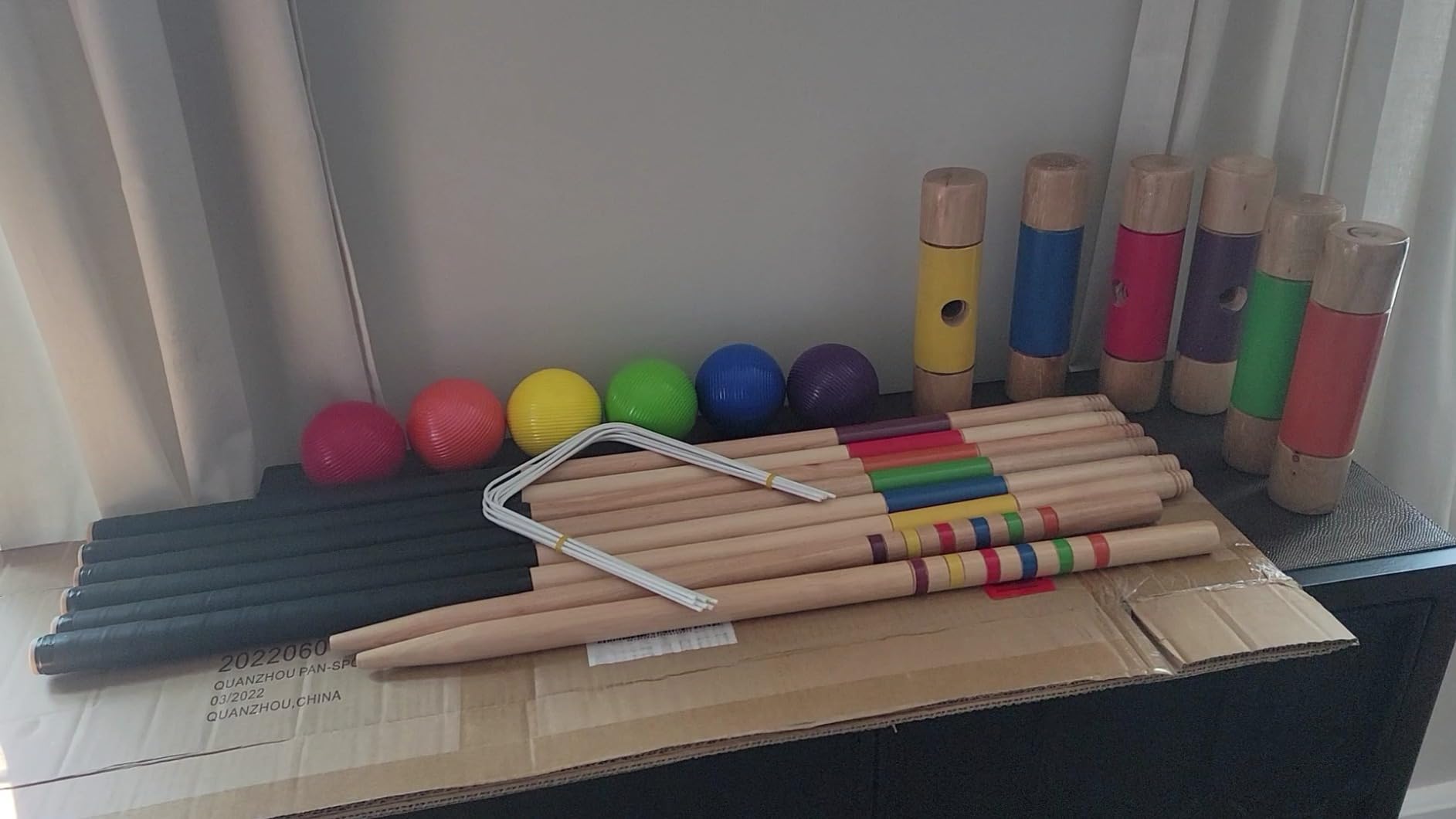 Amazon Basics Six Player Croquet Set with Wooden Mallets and Carry Case, Portable Party Game, Black customer photo 1