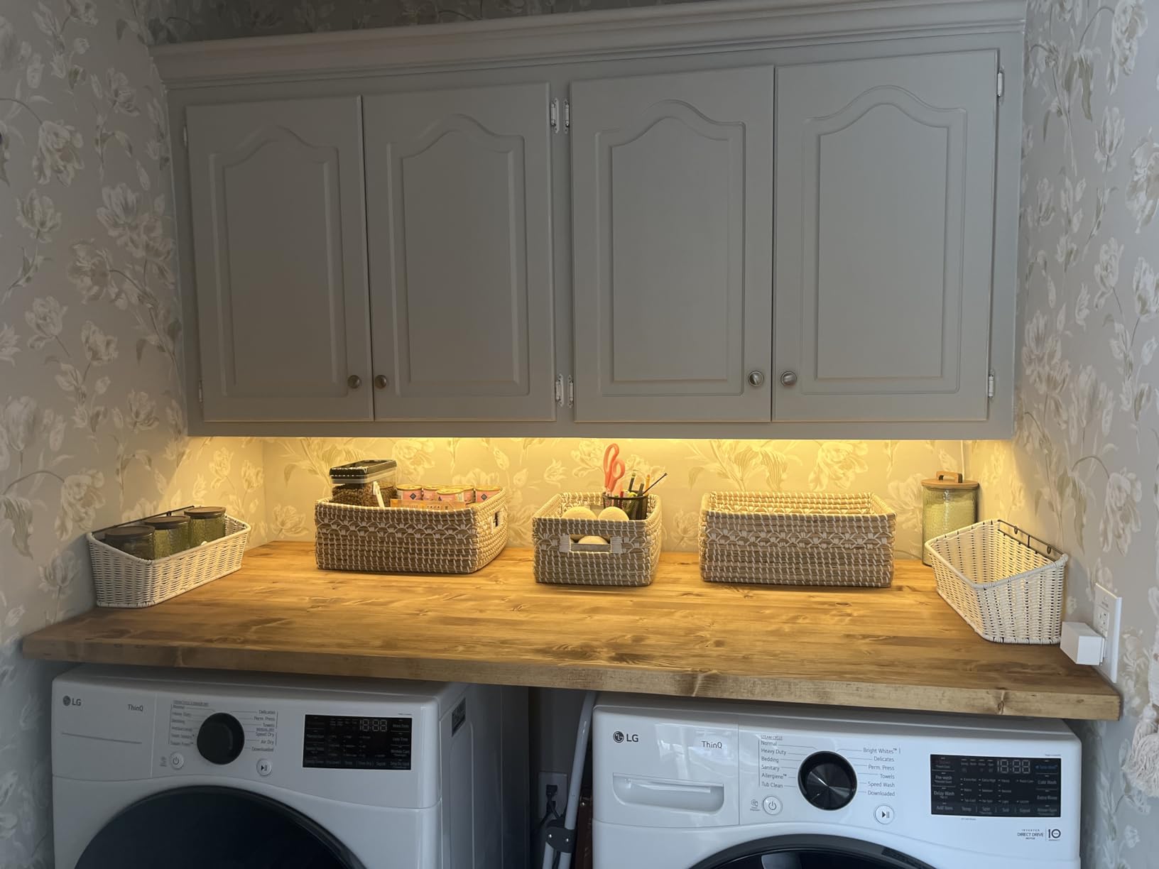 WOBANE Under Cabinet LED Lighting Kit, 6 PCS Dimmable LED Strip Lights with Remote Control Dimmer, 24W Adapter, Hidden 2700K Warm White Set, Bright 1500lm, Timing, Kitchen, Counter, Shelf, Showcase customer photo 2