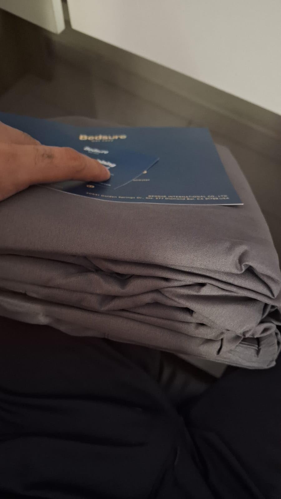 Bedsure Queen Sheet Set - 4 Pieces Soft Queen Size Sheets - Breathable & Cooling - Hotel Luxury - Easy Care Polyester Microfiber Bedding customer photo 1