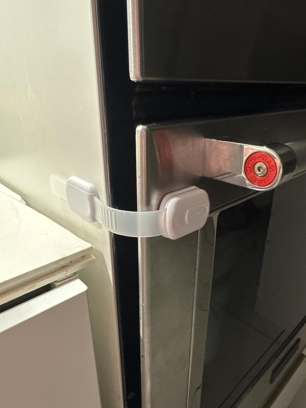 Goodv Child Safety Cabinet Locks - (10 Pack) Baby Proofing Latches to Drawer Door Fridge Oven Toilet Seat Kitchen Cupboard Appliance Trash Can with 3M Adhesive - Adjustable Strap No Drill No Tool customer photo 1