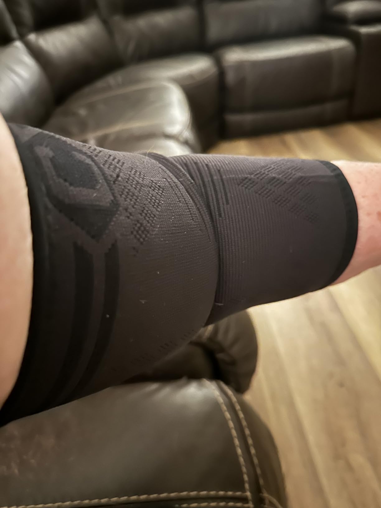 CAMBIVO 2 Pack Elbow Brace for Tendonitis, Tennis Elbow Compression Support Sleeve for Golfers Elbow Pain Relief, Arthritis, Bursitis, Workout, Weightlifting customer photo 1