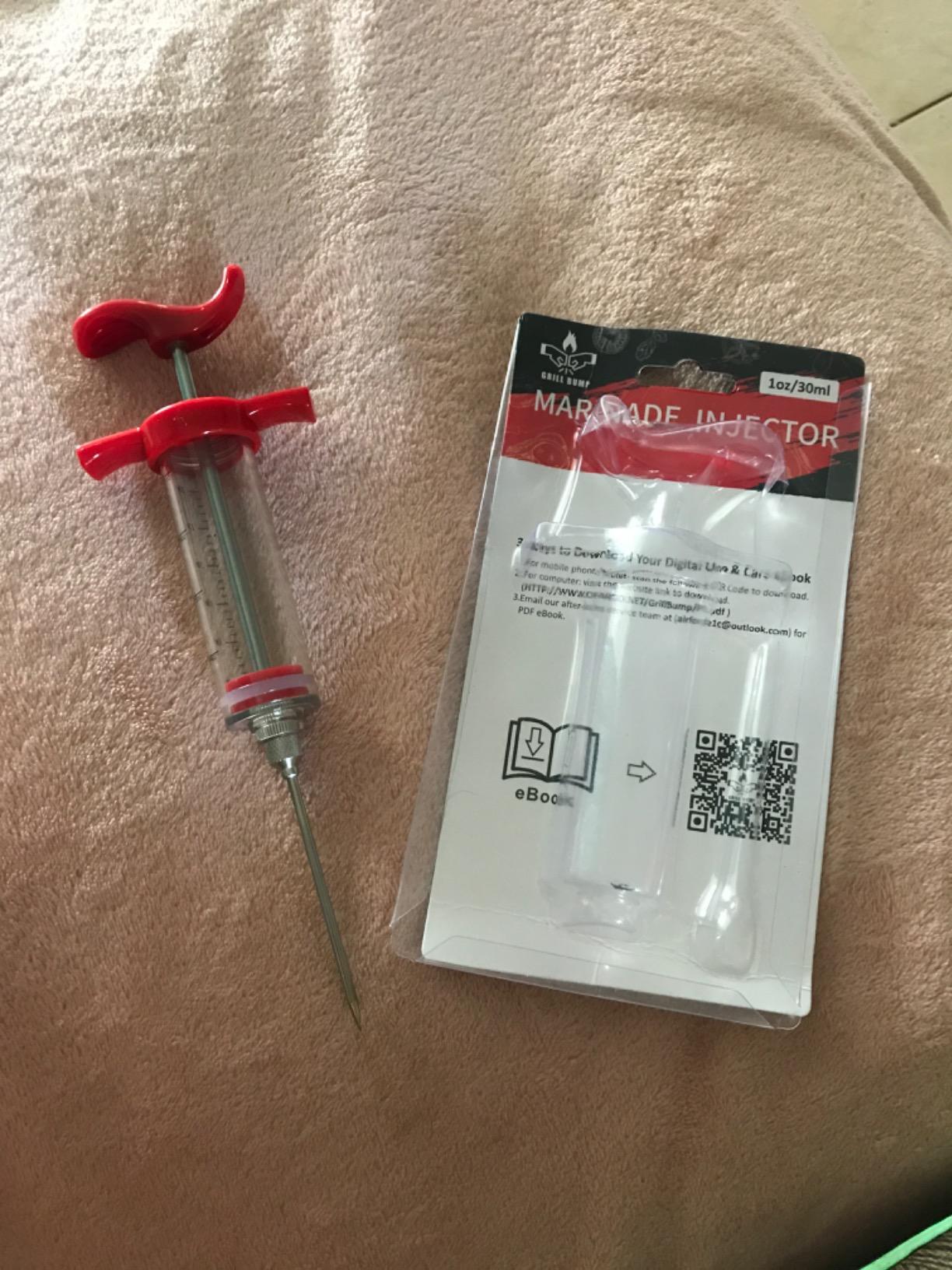 Meat Injector, 1-oz Plastic BBQ Marinade Injector Kit, Turkey Injector Syringe (3 Stainless Steel Meat Needles +3 Replacement O Rings + 1 Cleaning Brush) for Turkey Smoked BBQ Grill customer photo 2