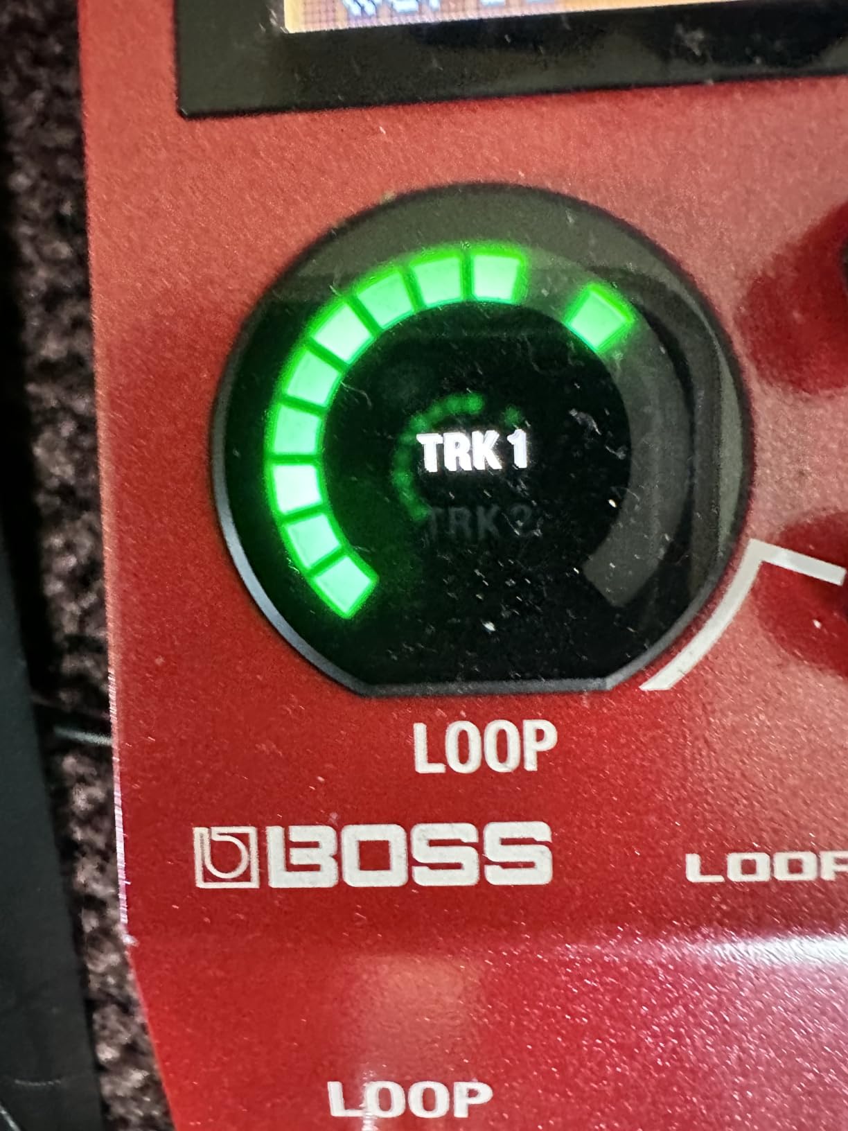 BOSS RC-10R Rhythm Loop Station | Song-Based Looping & Dynamic Rhythms in a Small Footprint | 280 Preset Styles | 16 Versatile Drum Kits | 2-Track Operation | Expanded Control Support | Full MIDI I/O customer photo 2