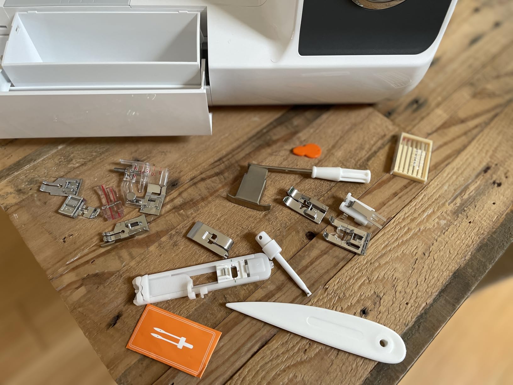 Brother ST150HDH Sewing Machine, Strong & Tough, 50 Built-in Stitches, LCD Display, 9 Included Feet customer photo 1