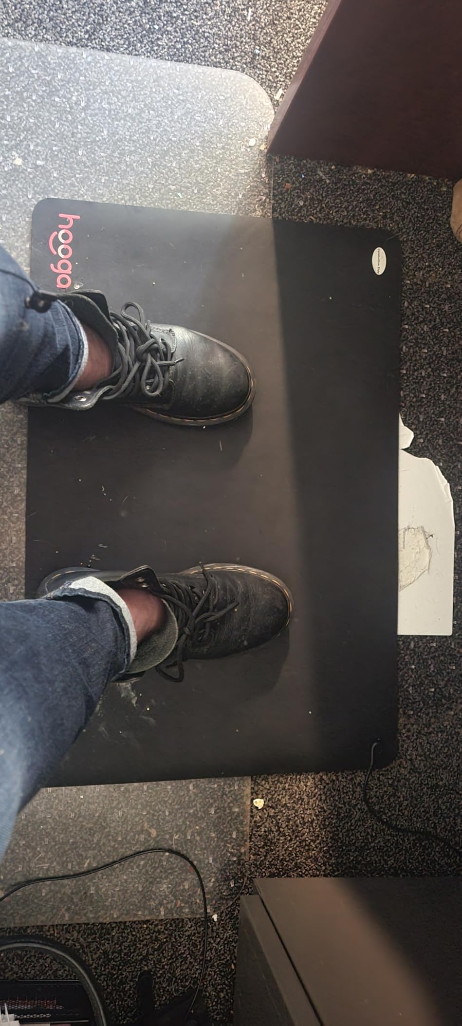 Hooga Grounding Mat for Sleep, Energy, Pain Relief, Inflammation, Balance, Wellness. Earth Connected Indoor Grounding for Home, Office, Work. 15 Foot Cord Included. Conductive Carbon customer photo 2