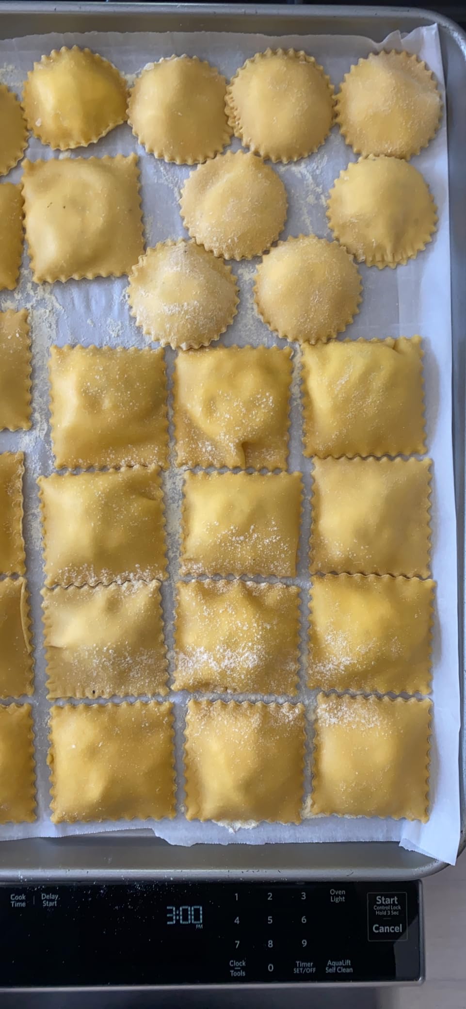 MASTER FENG Ravioli Stamp Maker Cutter with Roller Wheel Set, Mold with Wooden Handle and Fluted Edge, Pasta Press Kitchen Attachment (MF-146) customer photo 1