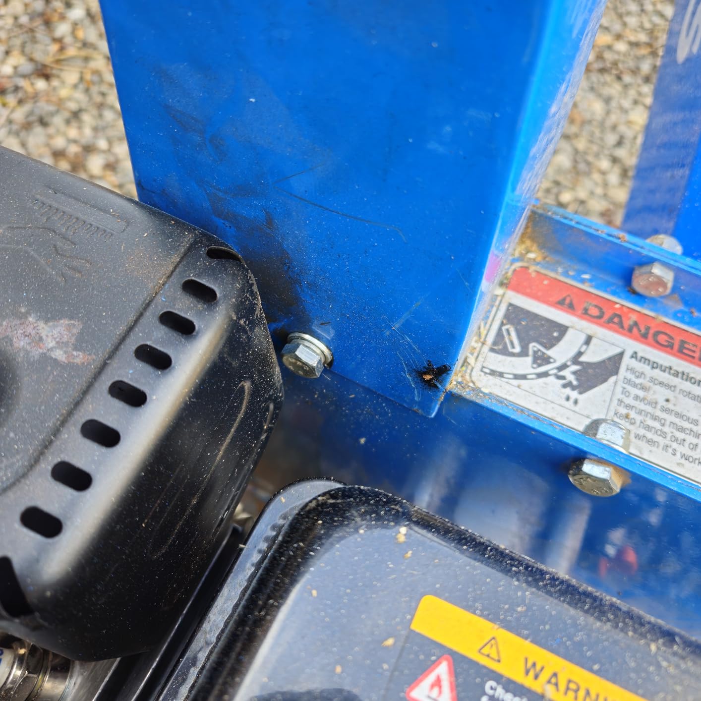 Landworks Mini Wood Chipper Shredder Mulcher Heavy Duty 7HP Compact Design 3