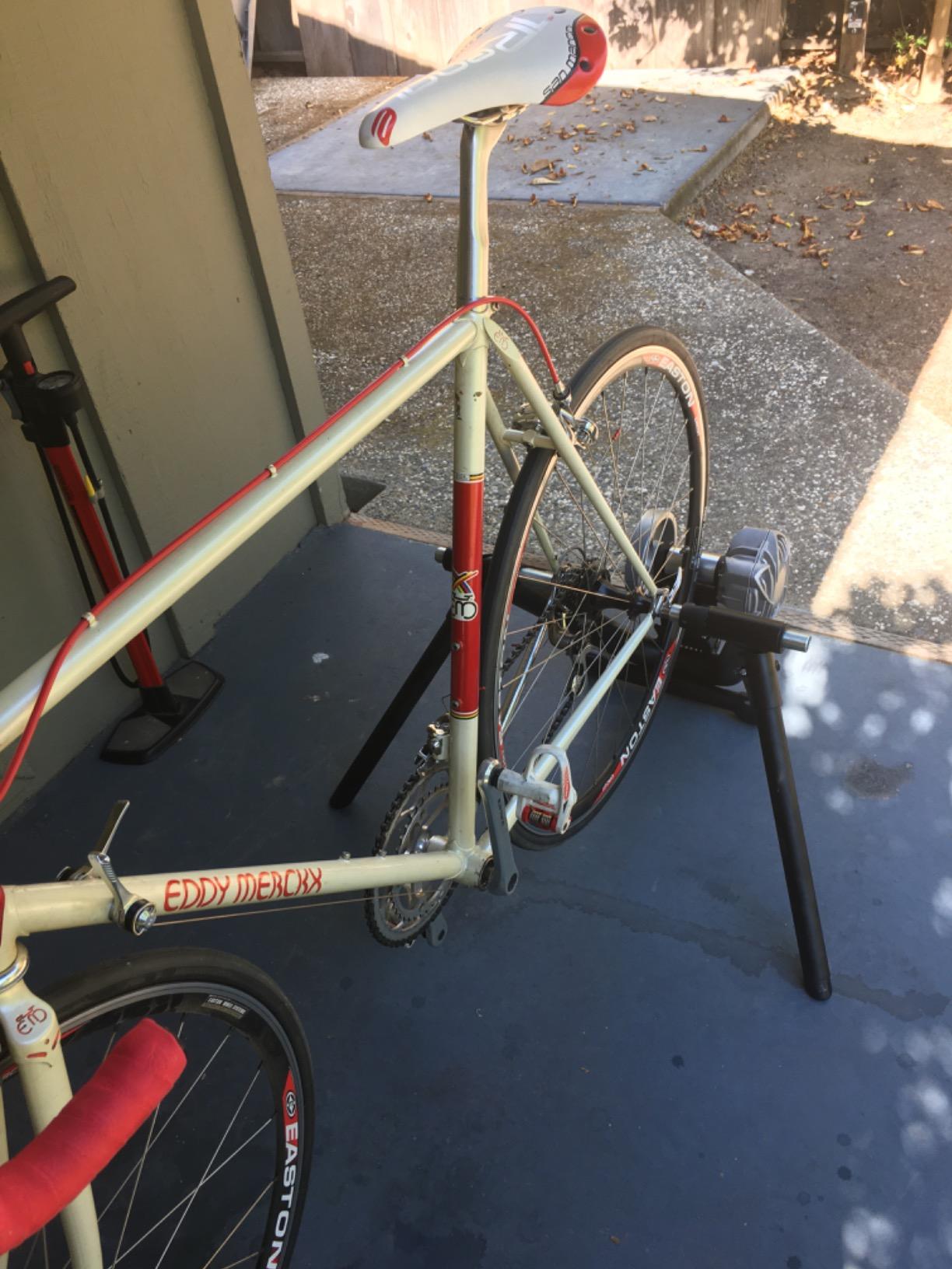 Saris Fluid2 Indoor Bike Trainer, Smart Equipped Option, Fits Road and Mountain Bikes, Compatible with Zwift App customer photo 2