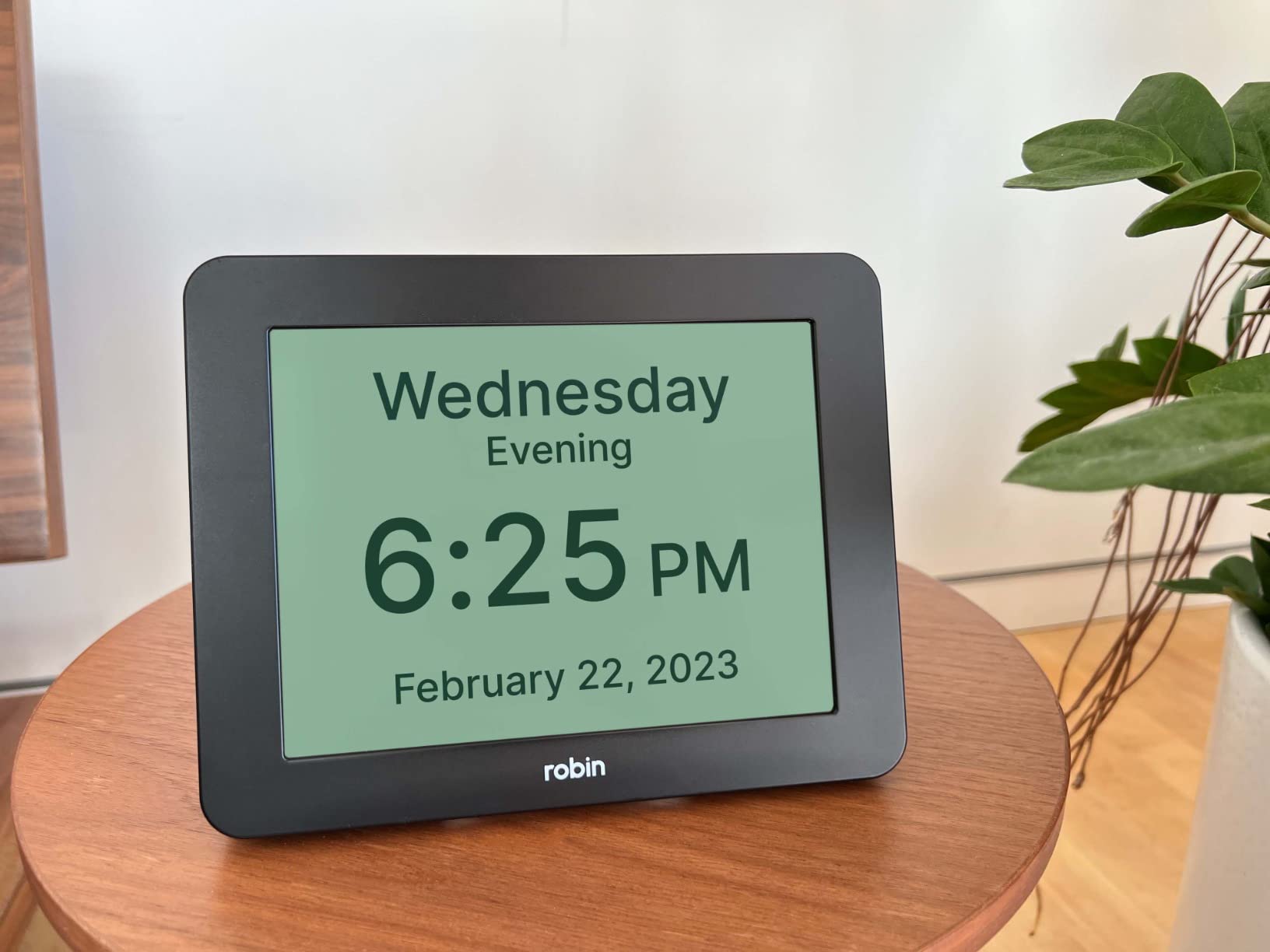 Robin Clock 2025 with Day and Date for Elderly, Clocks for Seniors, Dementia Clock, Digital Calendar Elderly, Bedside Clocks Seniors, Alzheimers Products, Dementia Clocks Extra Large, White customer photo 1
