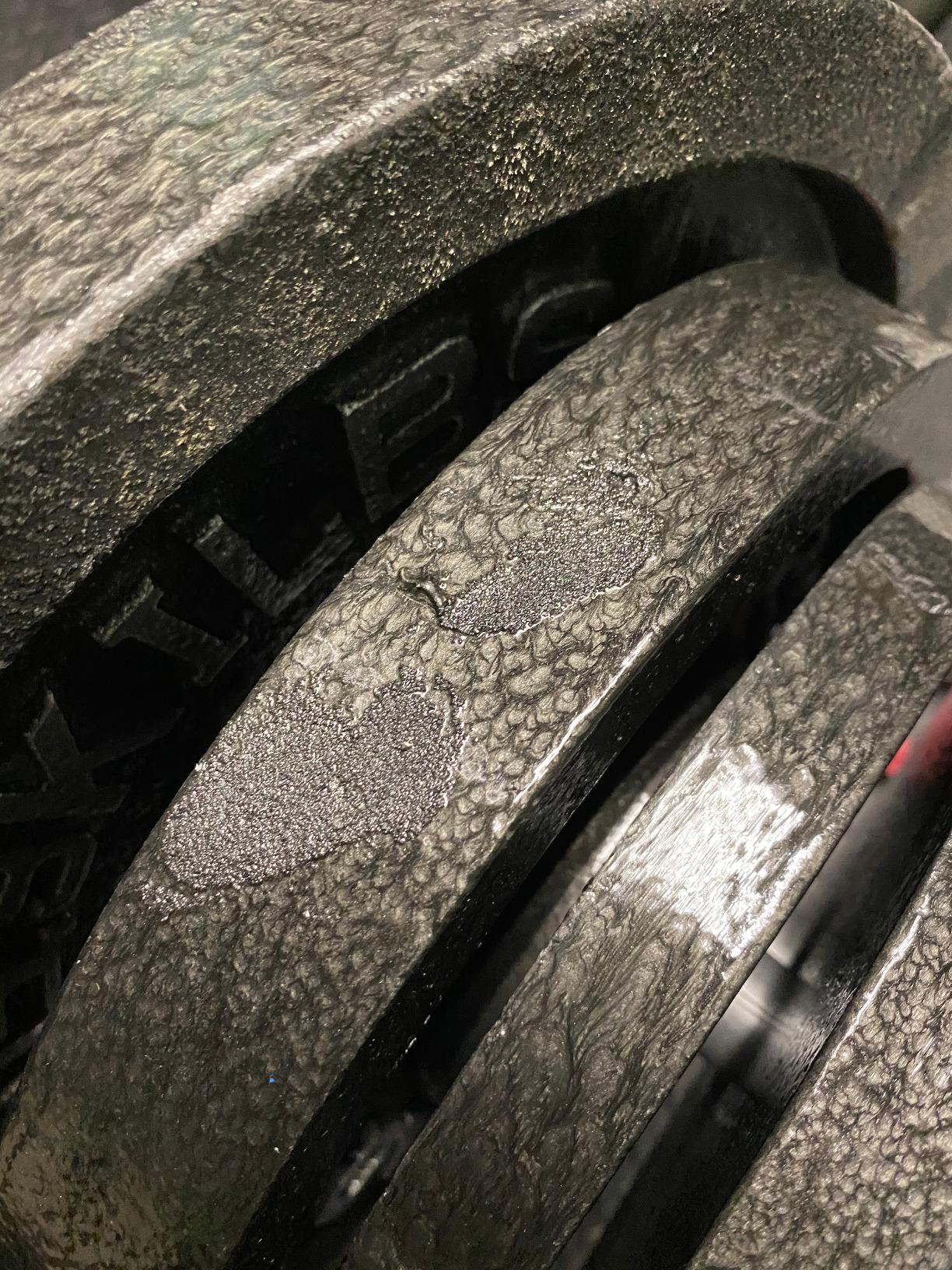 CAP Barbell 300 LB Cast Iron Olympic Weight Set with 7' Olympic Bar, Black customer photo 1