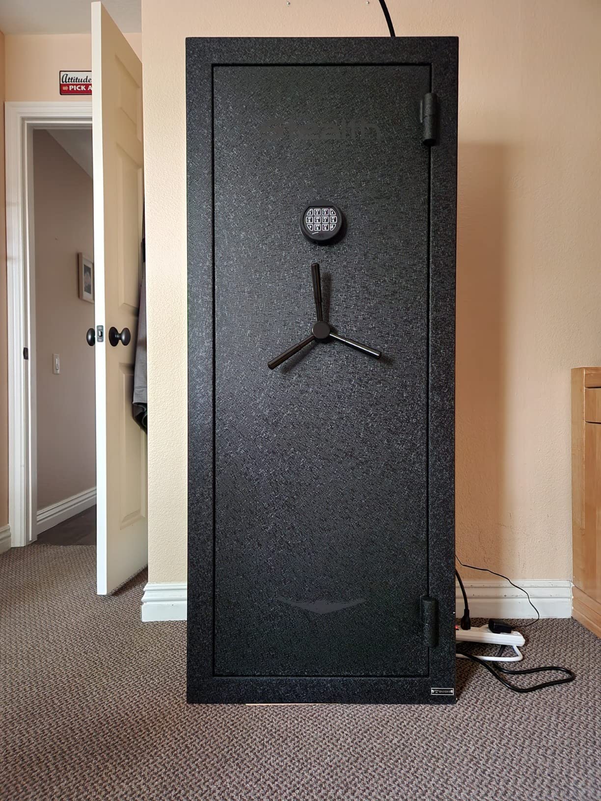 Stealth EGS23 Gun Safe Essential 23 Safe with 30 Minute Fire Protection CA DOJ Approved & 23 Long Gun Storage customer photo 1