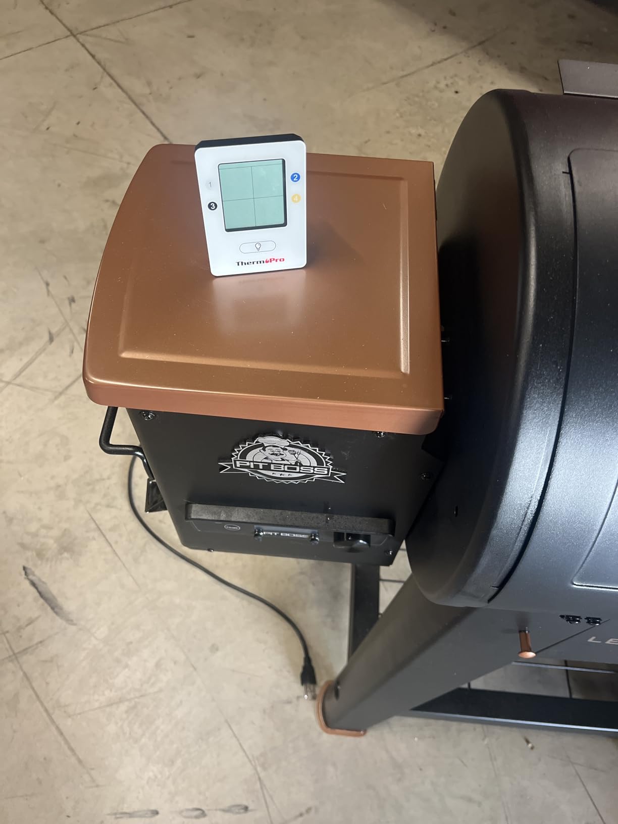 ThermoPro TP25 650FT Wireless Meat Thermometer with 4 Probes, Bluetooth Meat Thermometer for Cooking, BBQ Oven Food Smoker Thermometer Rechargeable customer photo 1