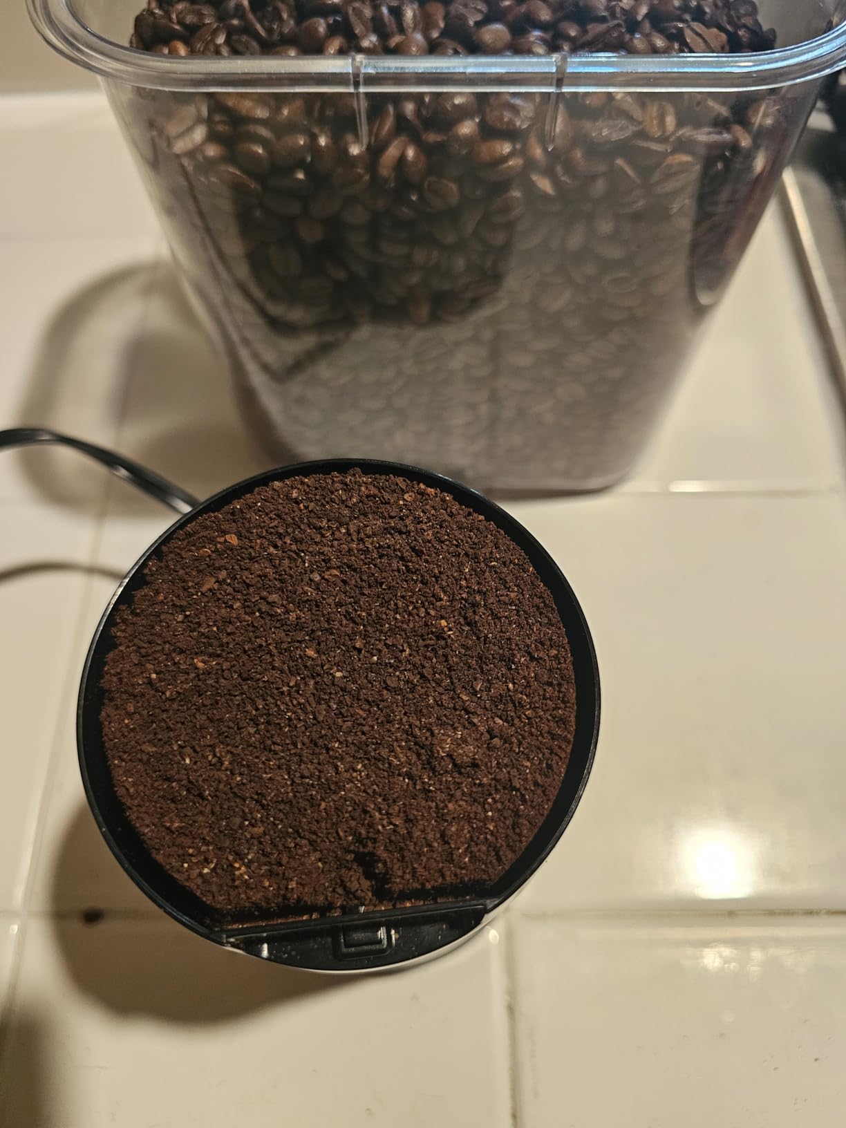 BLACK+DECKER One Touch Coffee Grinder, 2/3 Cup Coffee Bean Capacity, Spice Grinder, One Touch Push-Button Control -150 Watts -Stainless Steel Blades customer photo 2