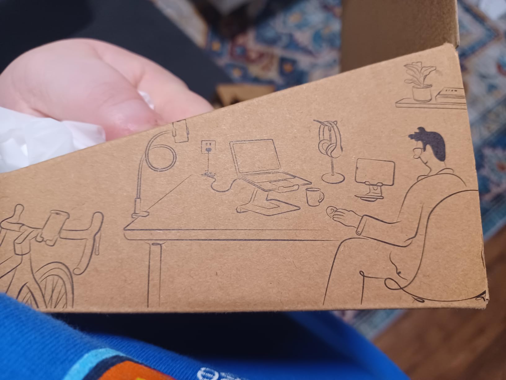 Lamicall Headphone Stand, Desktop Headset Holder - Desk Earphone Stand, for All Headsets Such as Airpods Max, HyperX Gaming Headphones, Beats, Senn heiser Music Headphones Gifts customer photo 2