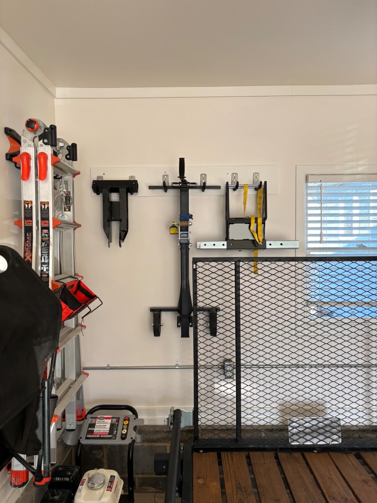 MoJack MJ750XT Professional Zero Turn Radius Lawn Mower Lift - 750 Pound Lift Capacity, Universal Capacity for Tractors & ZTR Mowers, for Safe & Efficient Maintenance customer photo 1