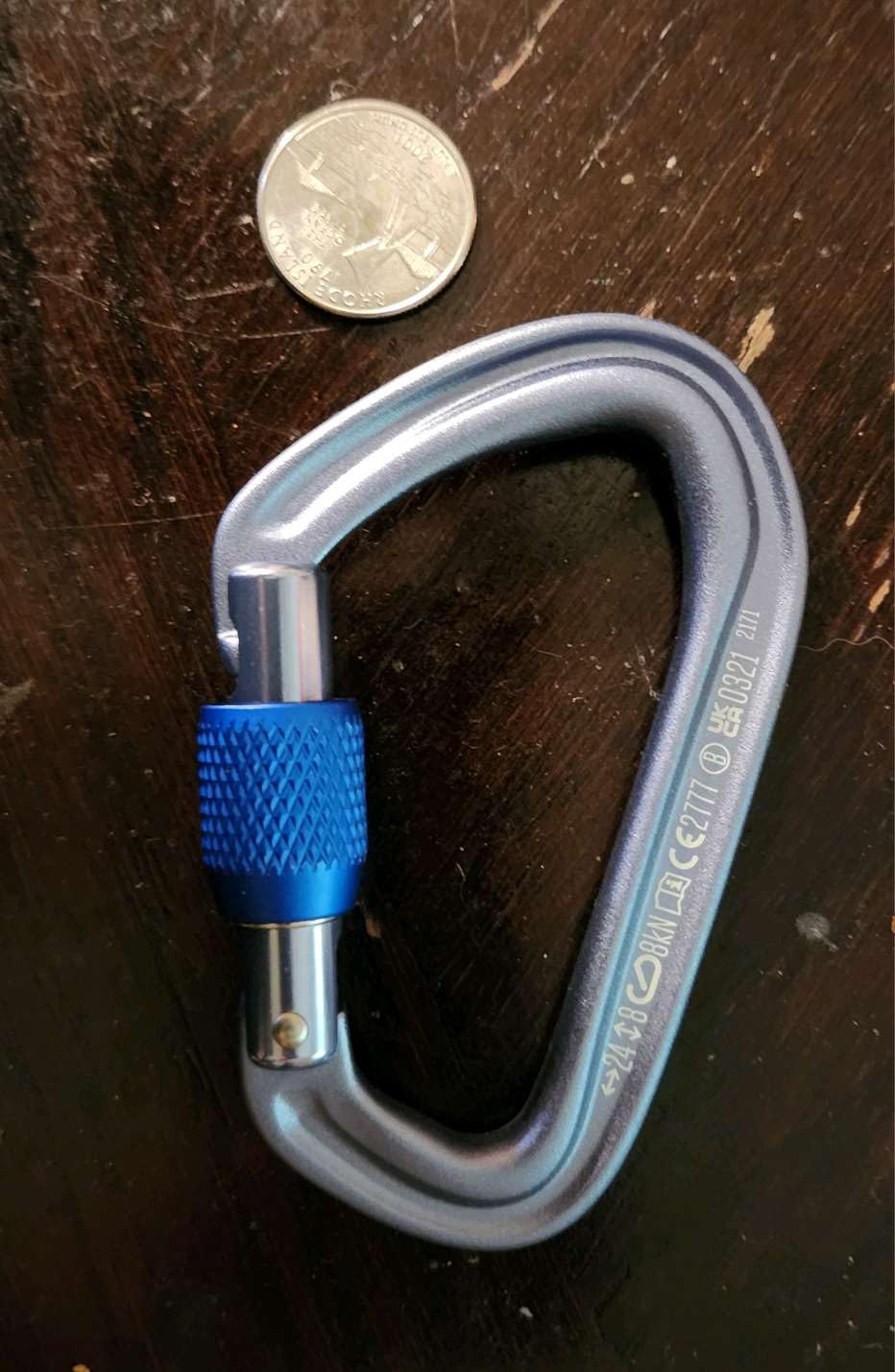 BLACK DIAMOND HotForge Screwgate Carabiner | Lightweight Aluminum Locking Carabiners | for Rock Climbing, Mountaineering, Camping, Outdoor customer photo 1