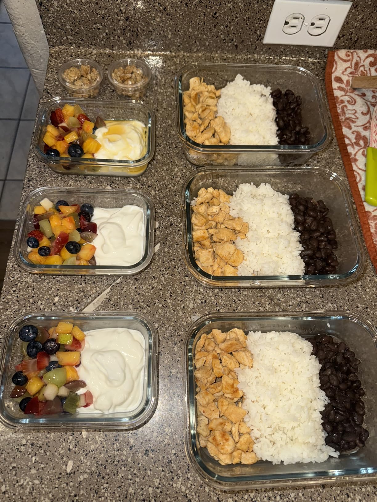 [10-Pack] Glass Meal Prep Containers with Lids, MCIRCO Food Storage Containers with Snap Locking Lids, Airtight Lunch Containers, Microwave, Oven, Freezer and Dishwasher customer photo 1