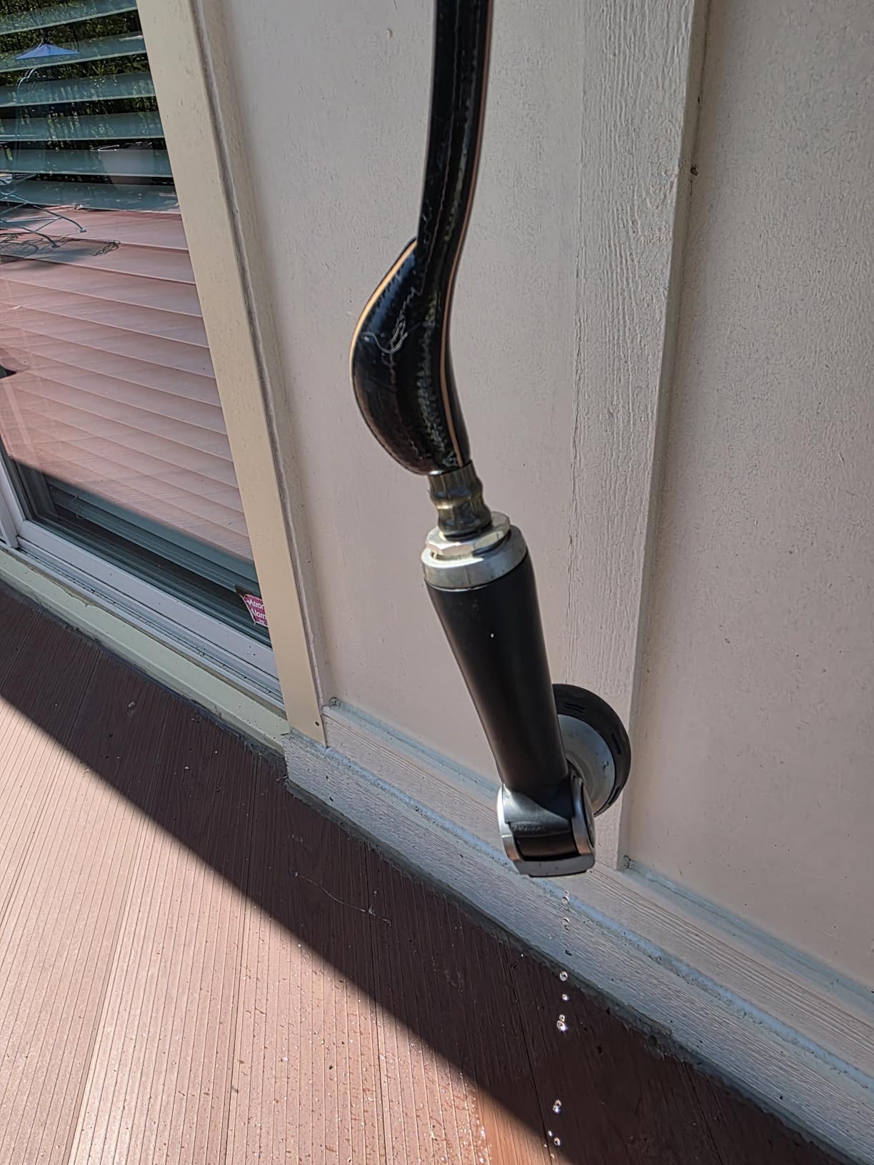 Giraffe Tools Retractable Garden Hose Reel 1/2 Inch x 130 ft, Super Heavy Duty, Any Length Lock, Slow Return System, Wall Mounted and 180 Deg Swivel Bracket customer photo 1