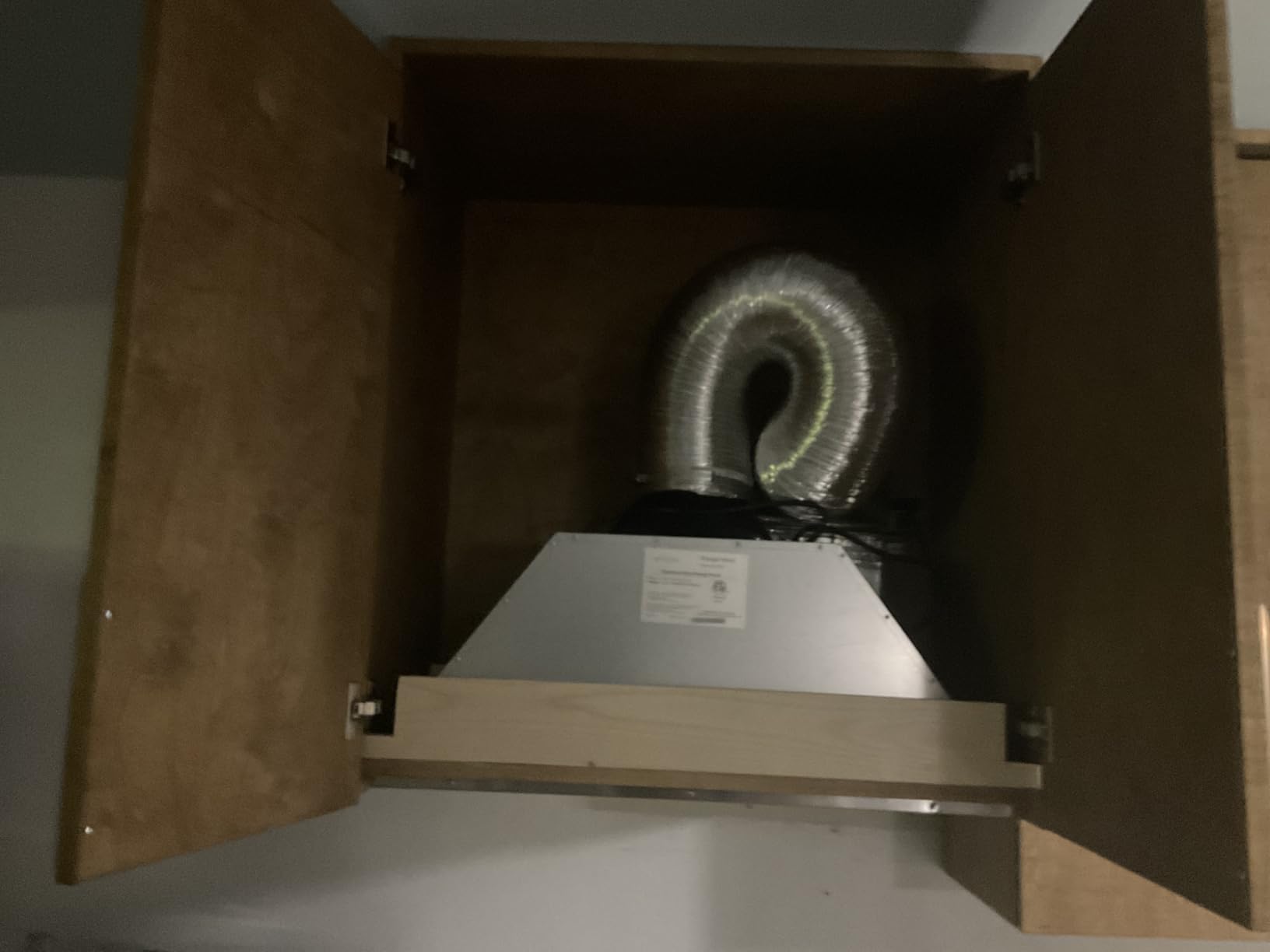 IKTCH 36 inch Built-in/Insert Range Hood 900 CFM, Ducted/Ductless Convertible Duct, Stainless Steel Kitchen Vent Hood with 4 Speed Gesture Sensing&Touch Control Panel(IKB01-36) customer photo 1