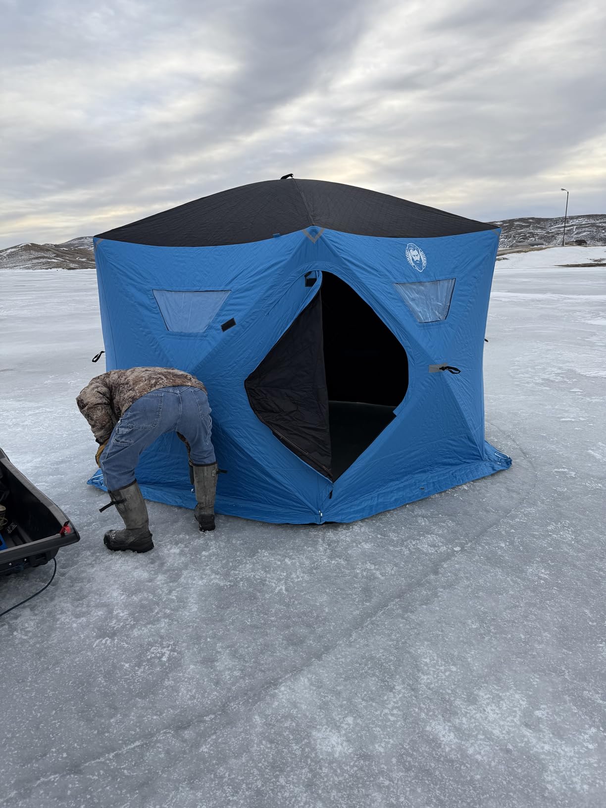 Nordic Legend Yaranga 6 Sided Insulated Portable Ice Fishing Shelter with 2 Big Doors-Diamond Door Guard System customer photo 1