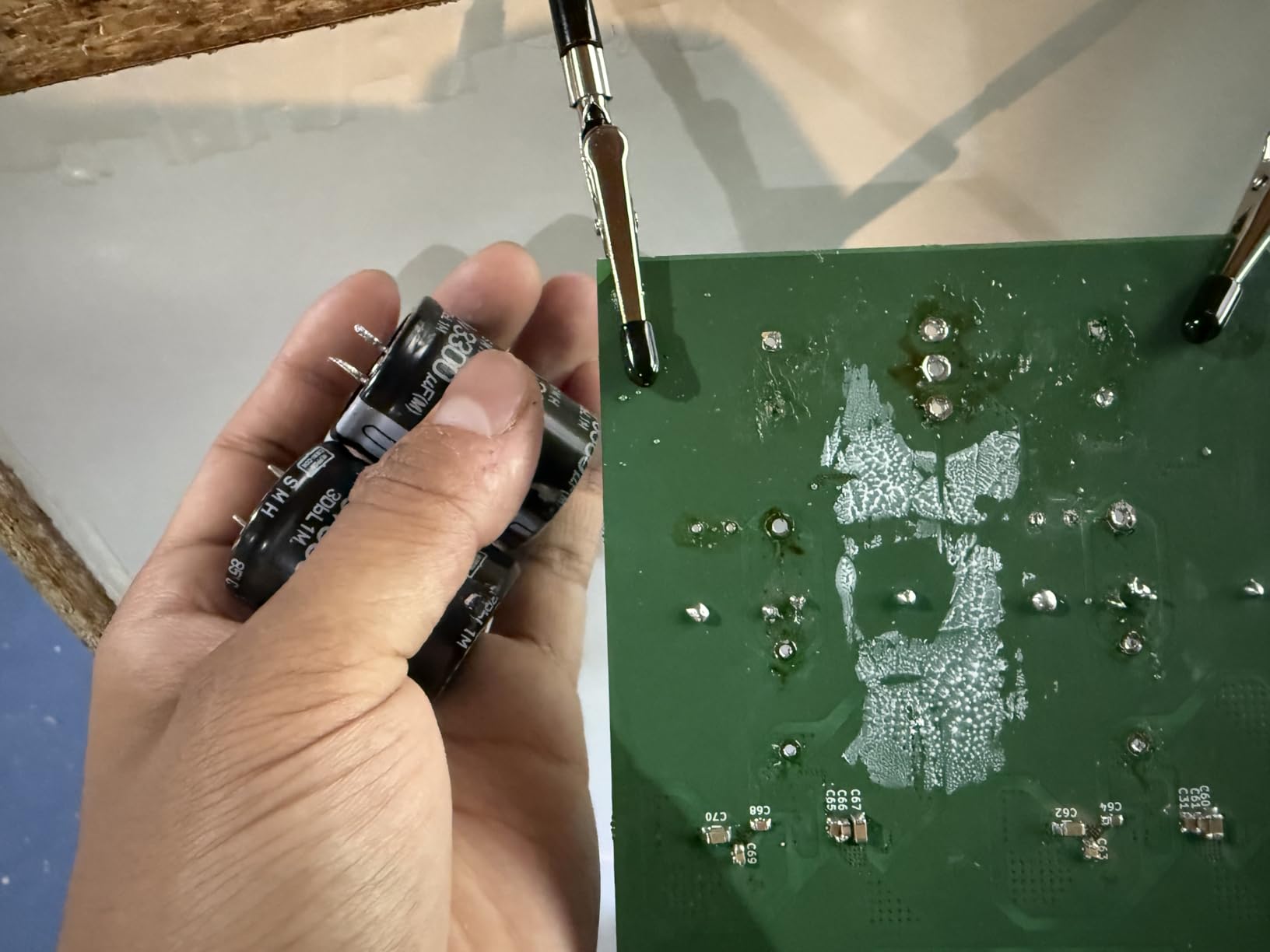 YIHUA 926 III 60W LED Display Soldering Iron Station Kit w 2 Helping Hands, 6 Extra Iron Tips, Roll of Lead-Free Solder, Solder Sucker, S/S Tweezers, °C/ºF Conversion, Auto Sleep & Calibration Support customer photo 2