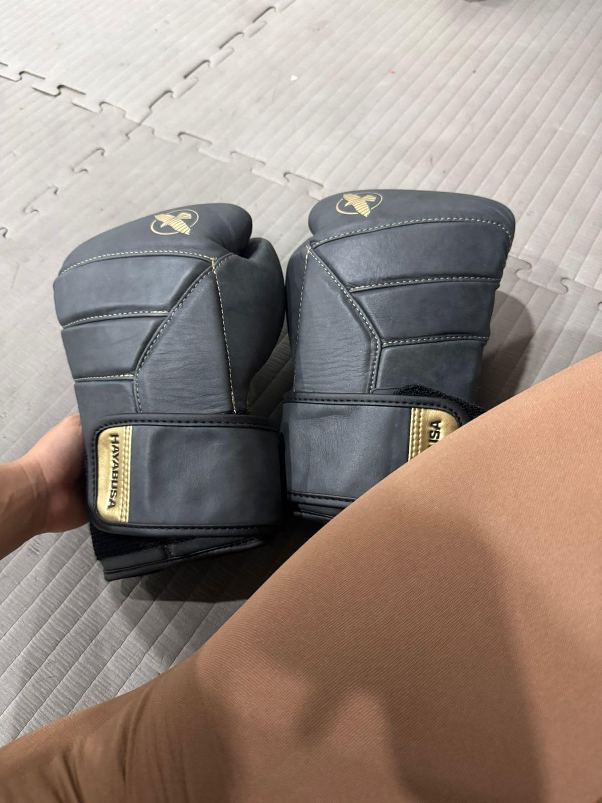 Hayabusa T3 LX Leather Boxing Gloves Men and Women for Training Sparring Heavy Bag and Mitt Work customer photo 1
