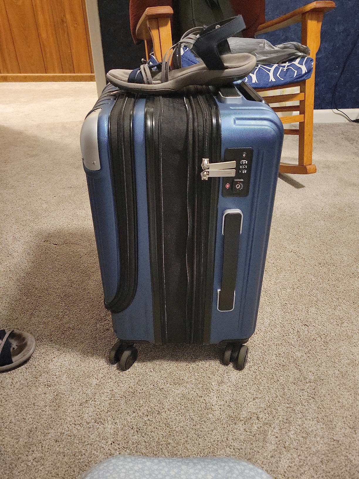 LEVEL8 Grace Hard Shell Carry on Luggage with Front Compartment, 20 Inch Expandable Suitcases with Wheels, Lightweight Carry-on Suitcase for Airplane, TSA Lock customer photo 1