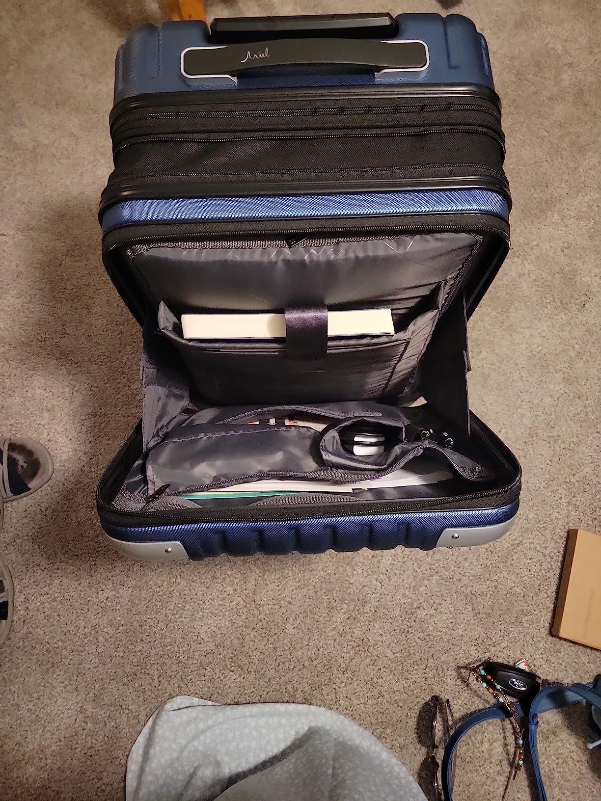 LEVEL8 Grace Hard Shell Carry on Luggage with Front Compartment, 20 Inch Expandable Suitcases with Wheels, Lightweight Carry-on Suitcase for Airplane, TSA Lock customer photo 2