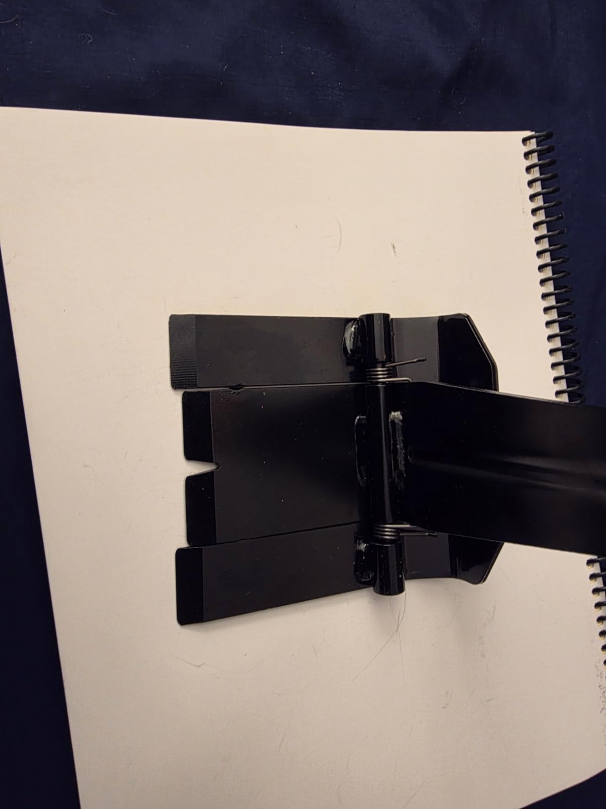 Goldblatt Trim Puller, 4-Inch Tile Removal Multi-Tool for Commercial Work & Home Improvement, Baseboard, Molding, Siding and Floor Removal, Remodeling customer photo 1