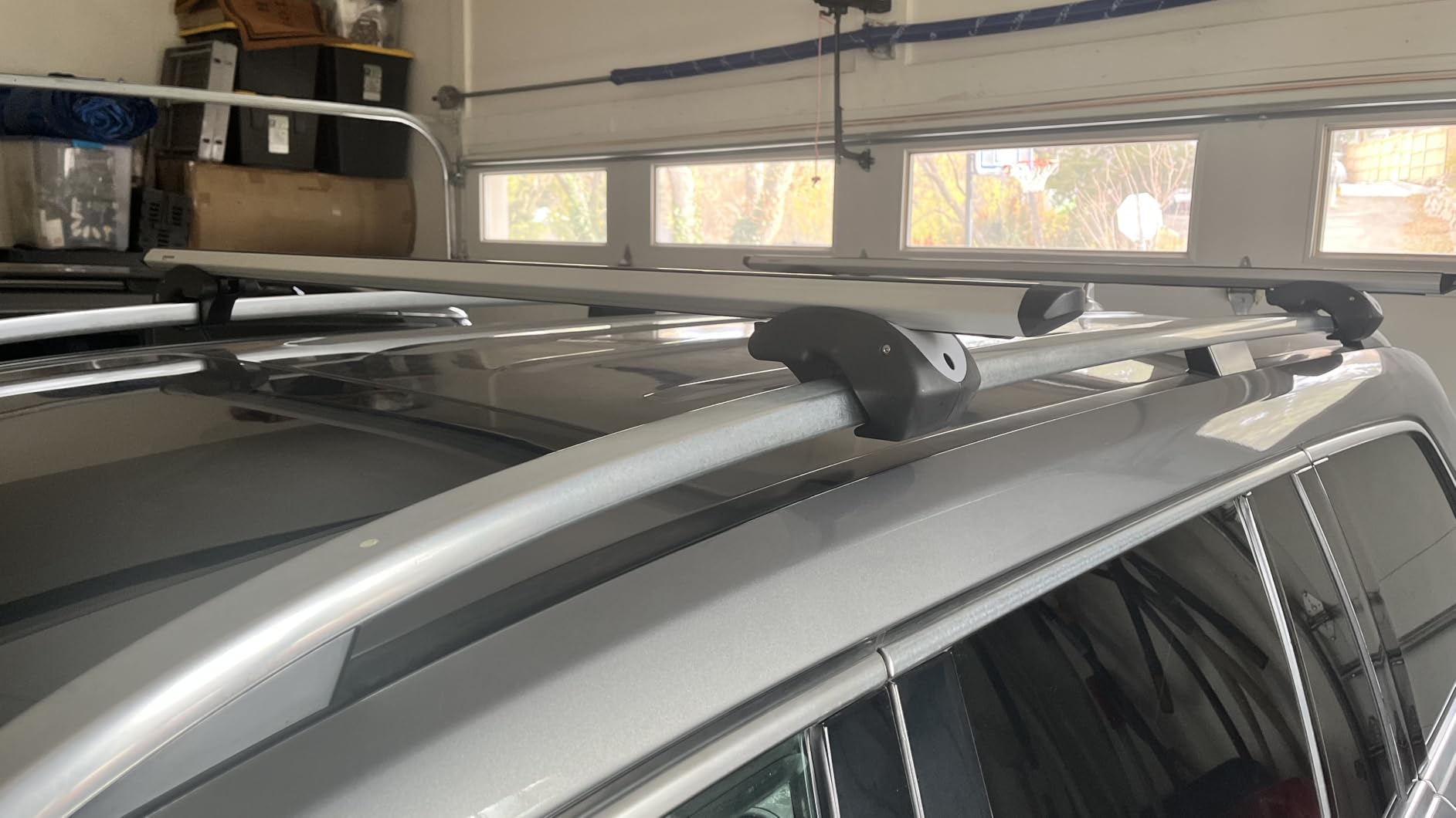 Amazon Basics Cross Rail Roof Rack, 56 inches, Fits up to 49.6