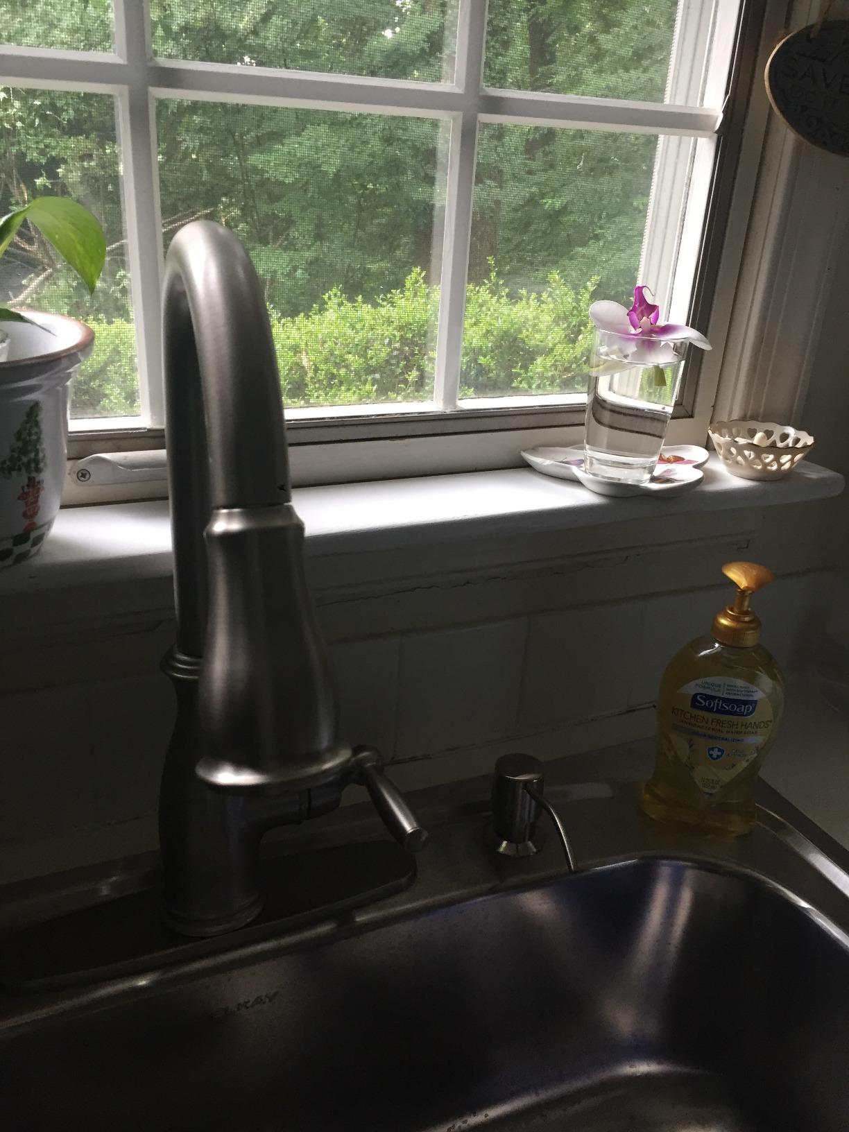 Moen Brantford Chrome Smart Faucet Touchless Pull Down Sprayer Kitchen Faucet with Voice Control and Power Boost, 7185EVC customer photo 2