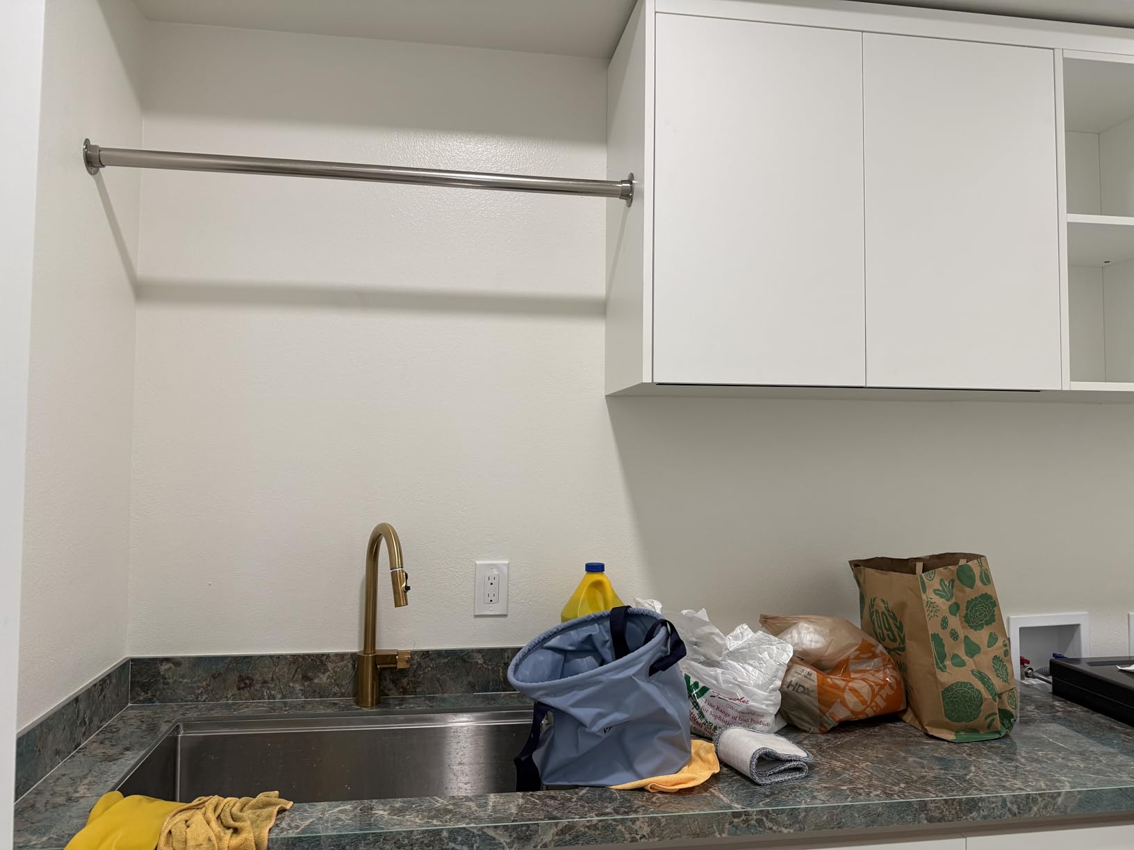 Moen 7565EVBLS Align Smart Faucet Touchless Pull Down Sprayer Kitchen Faucet with Voice Control and Power Boost, Spot Resist Black Stainless customer photo 1