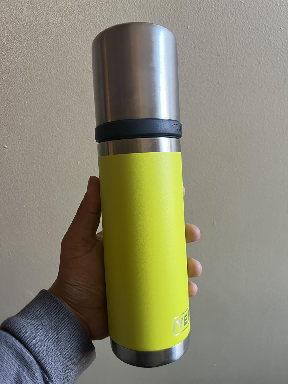 YETI Rambler 18 oz Bottle, Vacuum Insulated, Stainless Steel with Chug Cap, Black customer photo 1