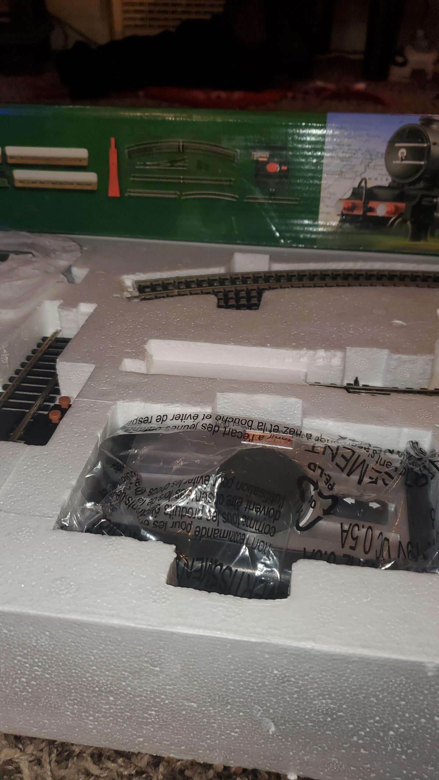 Hornby Electric Train Set - R1255M The Flying Scotsman A1Class - OO Gauge Train Starter Sets, Adult Vintage Trains, Small Hobby Model for Adults - with Tracks, MidiMat, Connecting Track, Controller customer photo 2