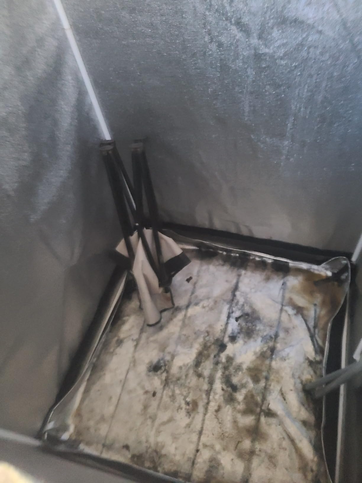 SereneLife Portable Sauna Box for Home, Steam Sauna Tent with Extra Large 4L Steamer - Includes Folding Sauna Chair, Remote Control w/ 9 Heat Levels for in-Home Spa - 2.9' x 2.9' x 5.9' customer photo 2