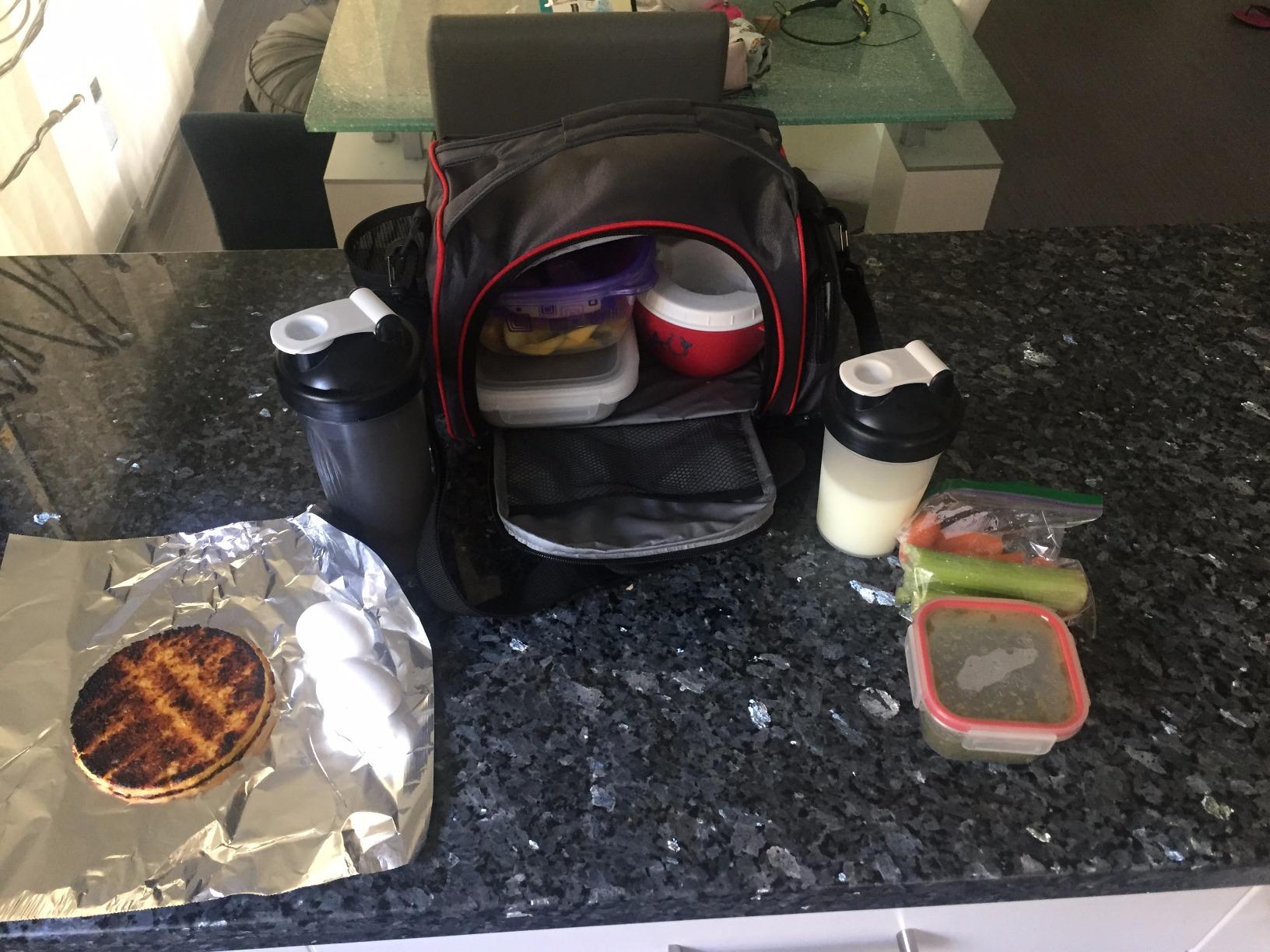 ThinkFit Insulated Meal Prep Lunch Box with 6 BPA-Free, Reusable, Microwavable, Freezer Safe Food Portion-Control Containers, Shaker Cup, Pill Organizer, Lunch Bag with Storage Pocket customer photo 1