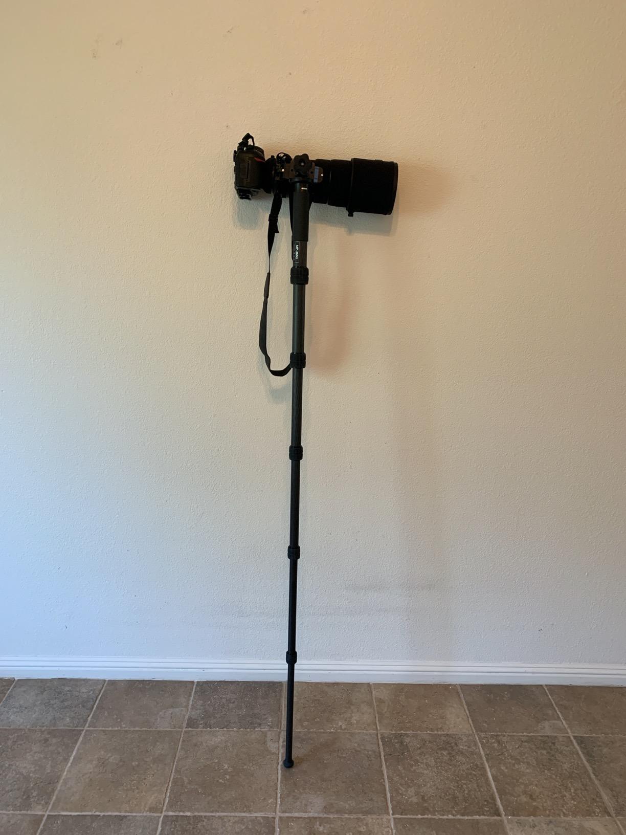 Leofoto Carbon Fiber Travel Monopod, 67