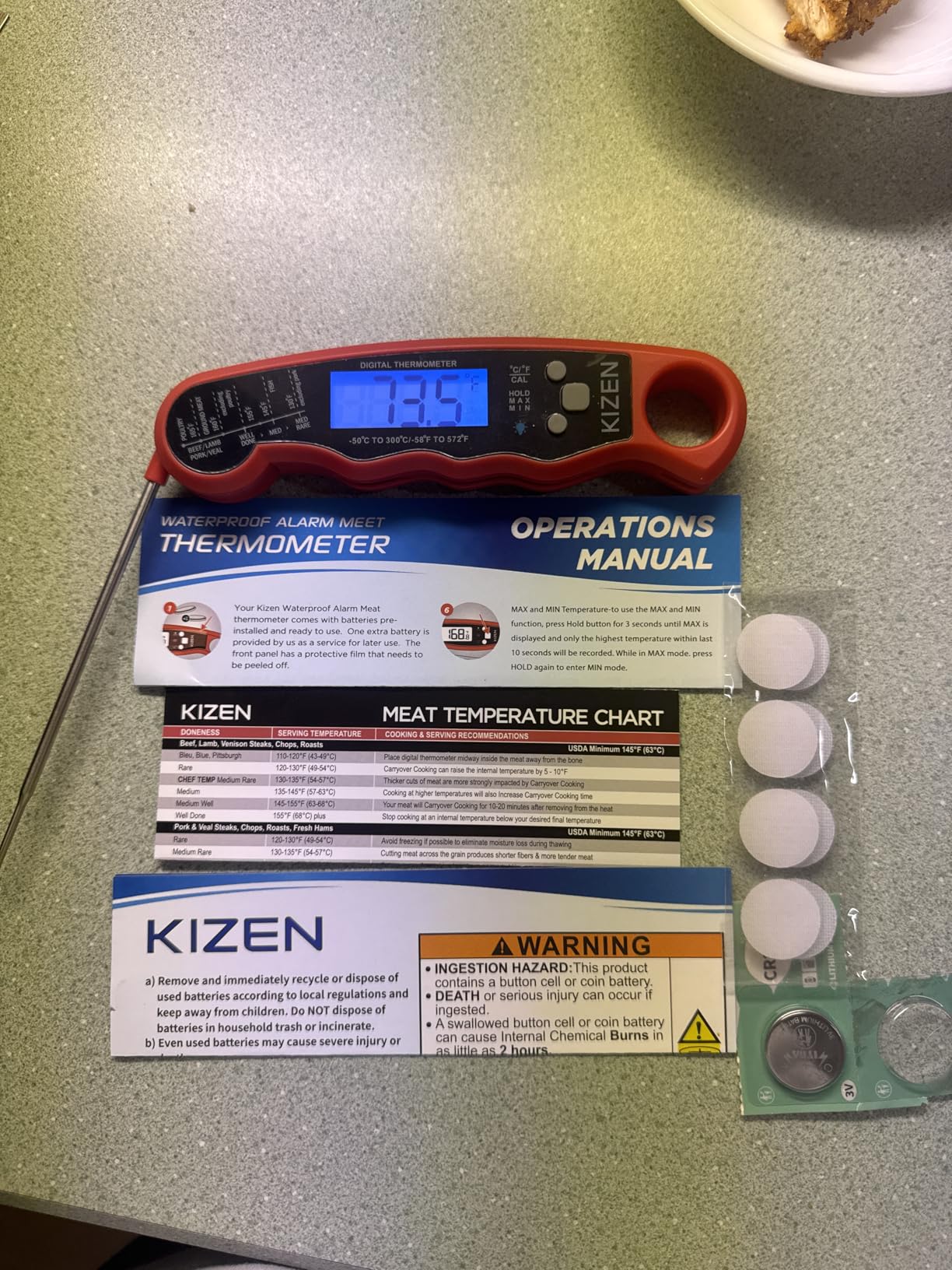 KIZEN Instant Read Meat Thermometer Digital - Food Thermometer for Cooking, Grill, Oven, BBQ - IP67 Rated Waterproof - Large Backlit Display and Magnetic Back customer photo 2