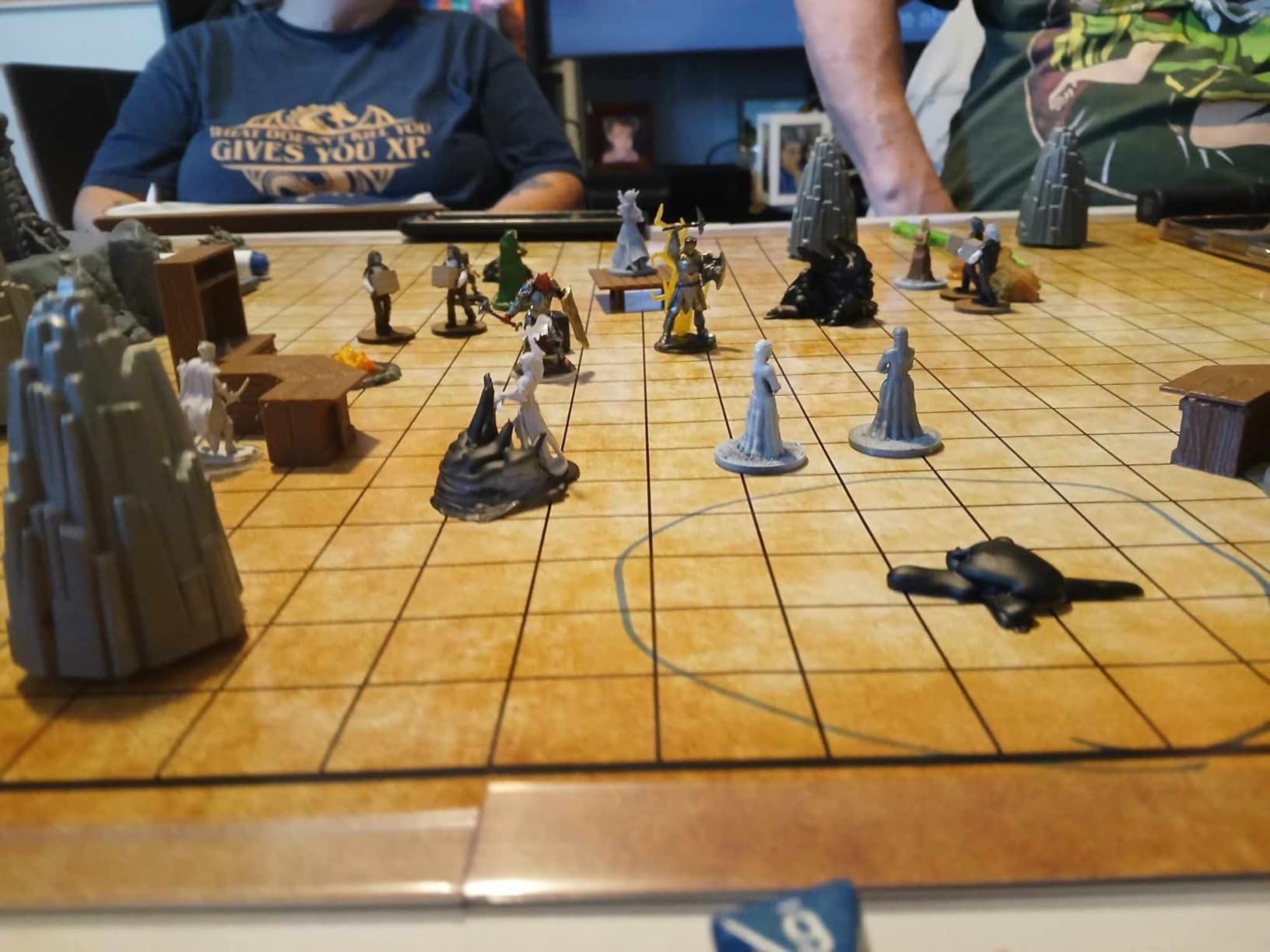 TIDYBOSS DND Starter Set | 3 X Double Sides 24x 36 Game Grid Mat | 6 Terrains Includes Dry Erase Markers, Eraser, Dice and Clips customer photo 1