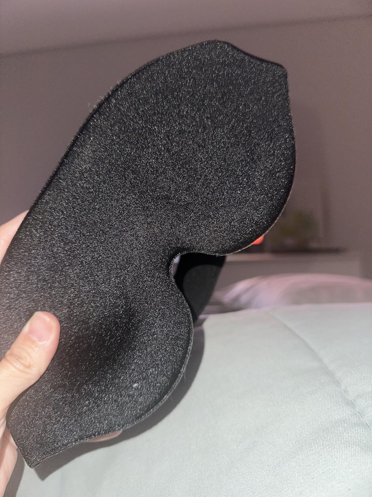 NEWVANGA Sleep Mask for Back and Side Sleeper, Block Out Light, Luxury Sleeping Eye Mask of 3D Night Blindfold, Zero Pressure Breathable Travel Eye Cover Black customer photo 2