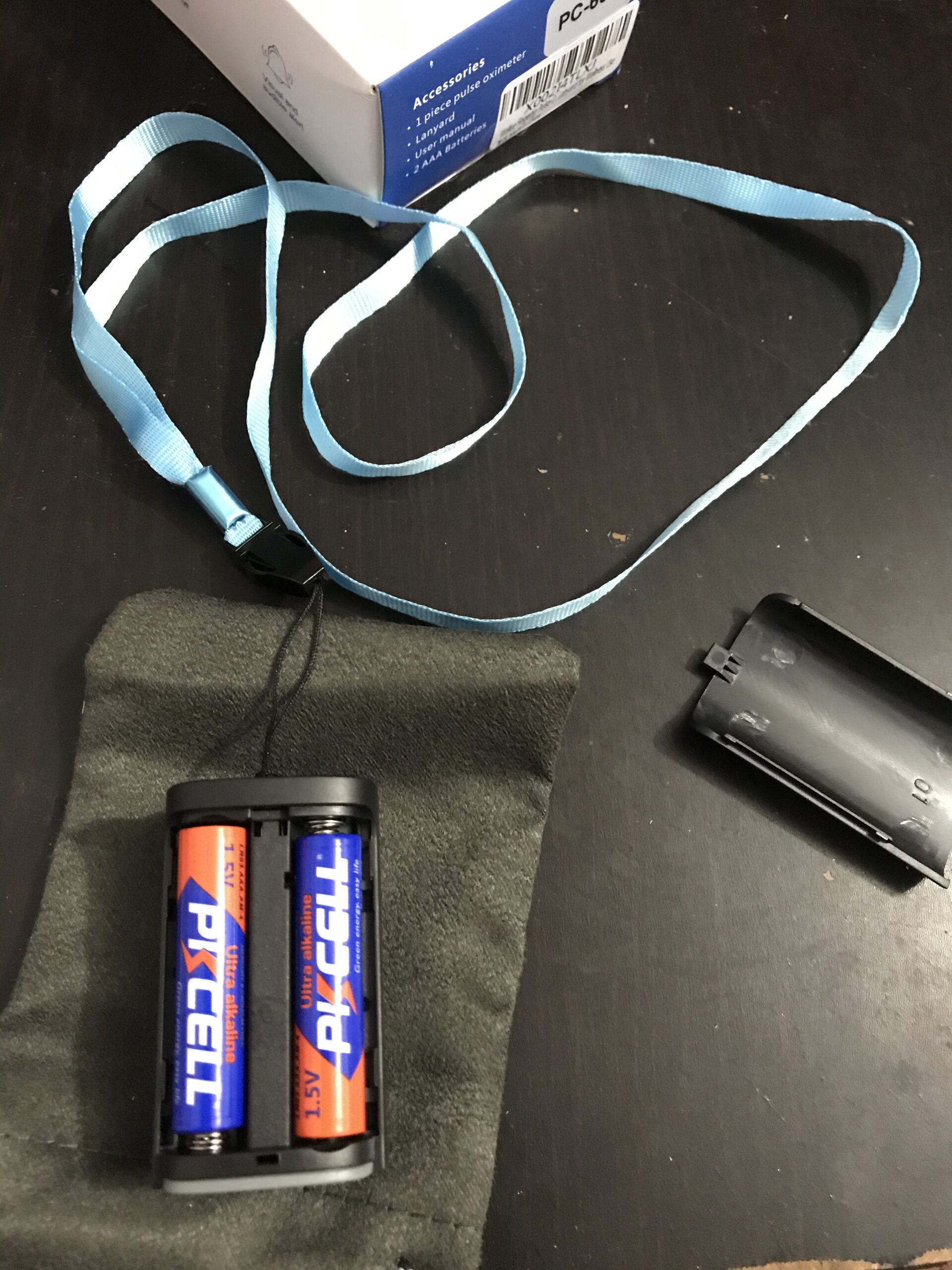 Wellue Fingertip Pulse Oximeter, Blood Oxygen Saturation Monitor with Batteries, Carry Bag & Lanyard for Wellness Use customer photo 1