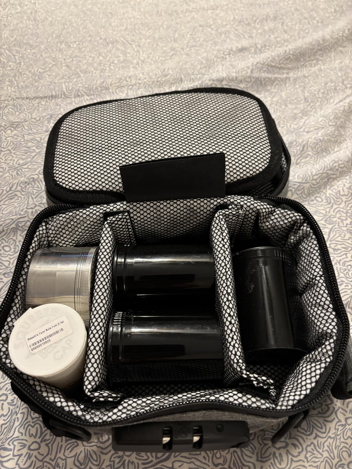 KIBAGA Travel Pill Organizer & Secure Medicine Storage Bag with Lock - Personal Container Box with Smell Control - Portable Water Proof Case for Vitamins, Supplements & First Aid customer photo 2