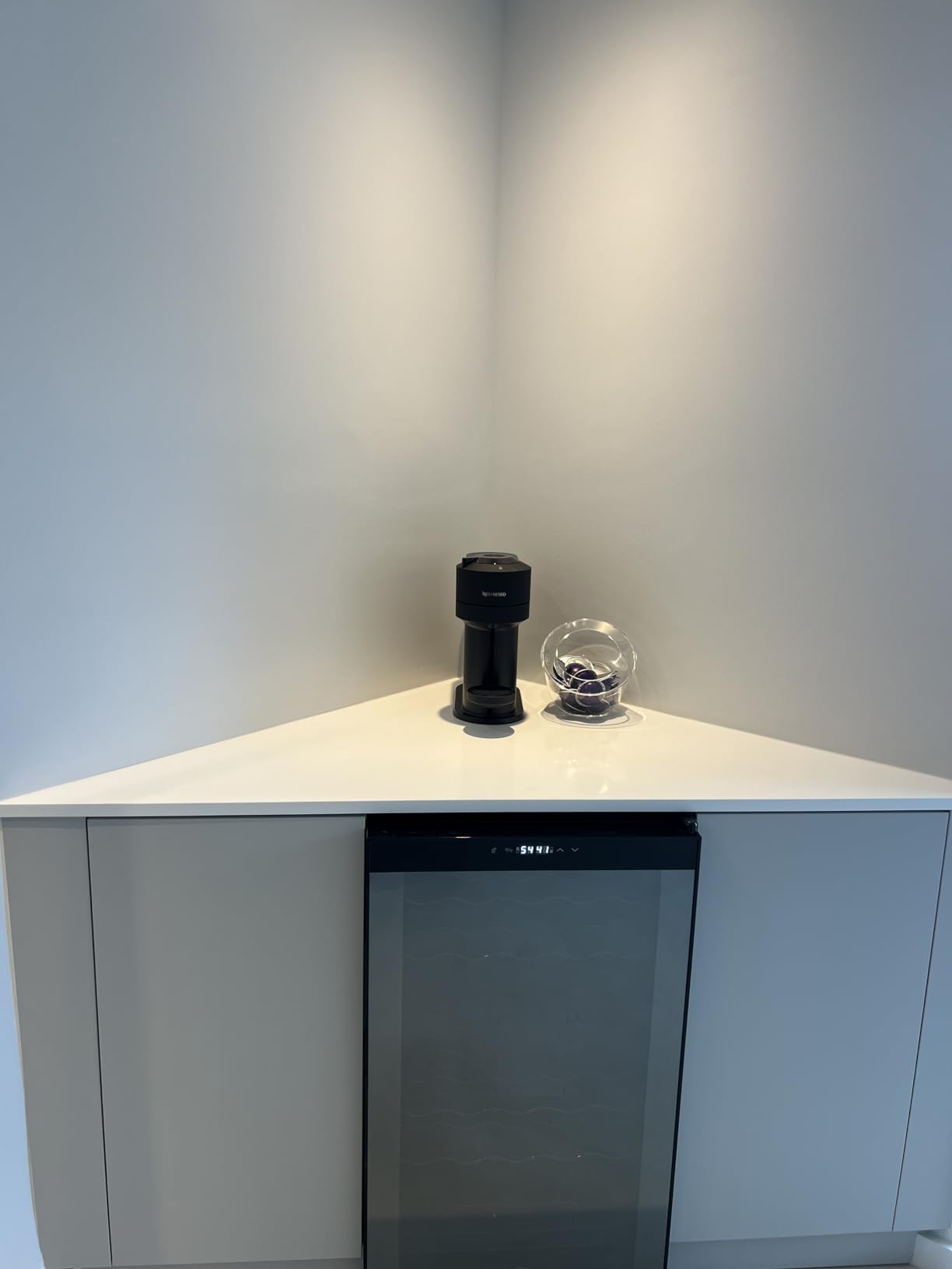 Ivation 33 Bottle Dual Zone Wine Cooler Refrigerator w/Lock | Large Freestanding Wine Cellar For Red, White, Champagne & Sparkling Wine | 41f-64f Digital Temperature Control Fridge Glass Door Black customer photo 1