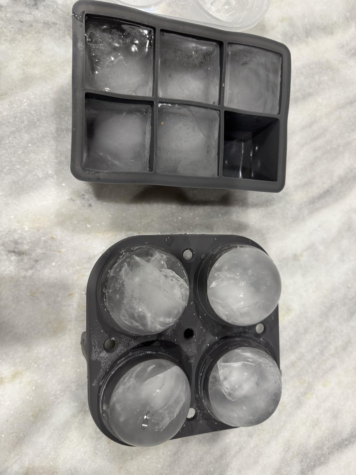 Samuelworld Large Silicone Premium Ice Trays, 2-Pack Combo, 2 Inches Big Cubes & 2.5 Inches Sphere Ice Molds customer photo 1